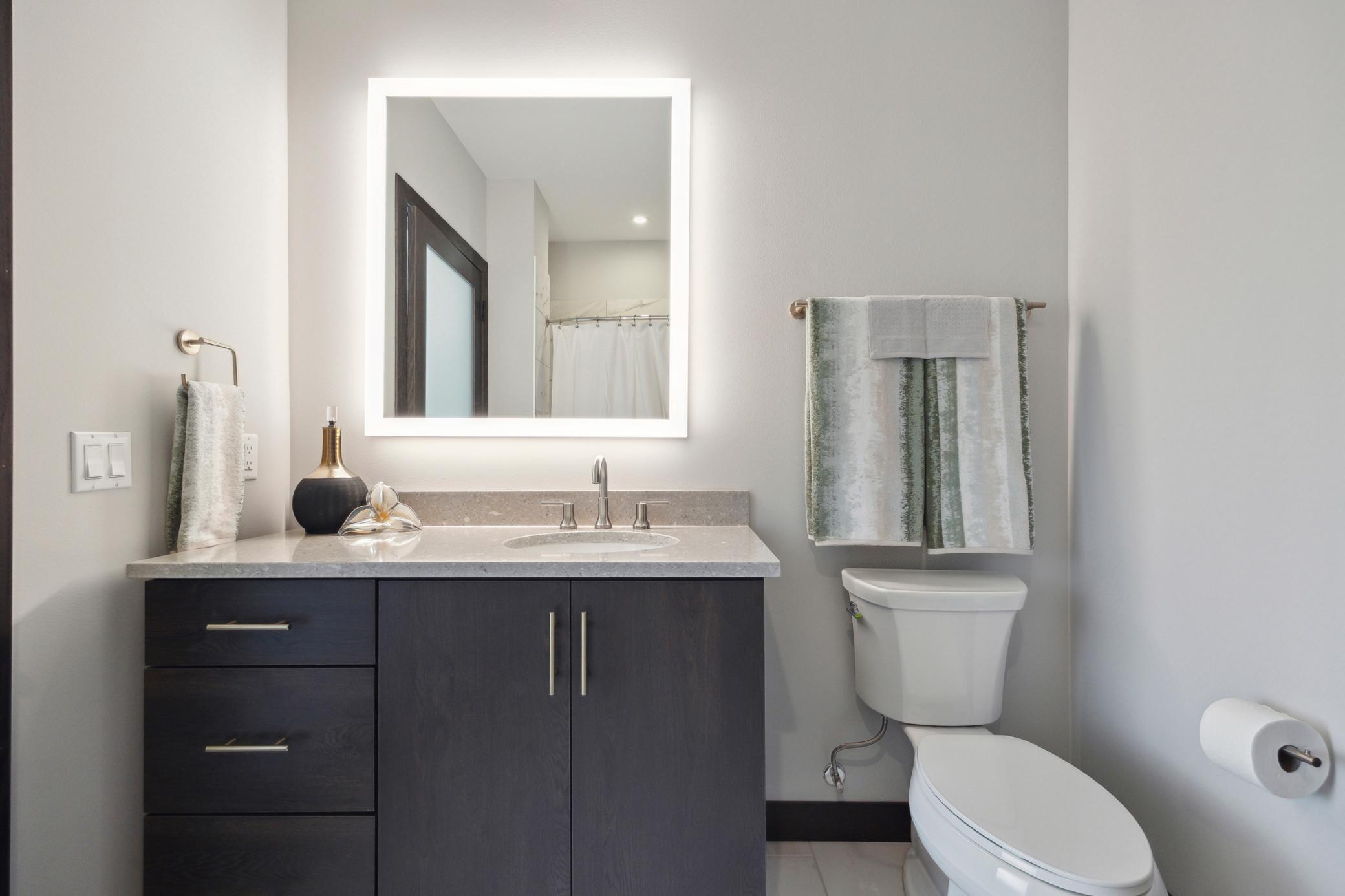 253 Lake Street E Unit: 208