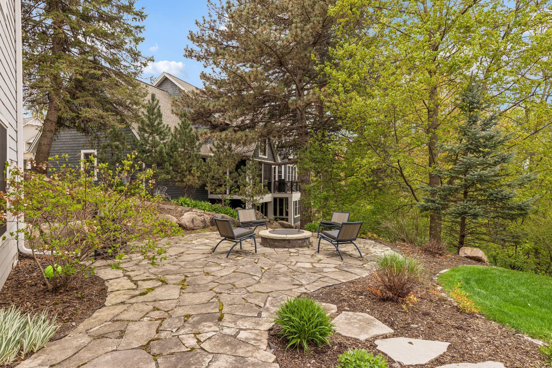 5116 Skyline Drive