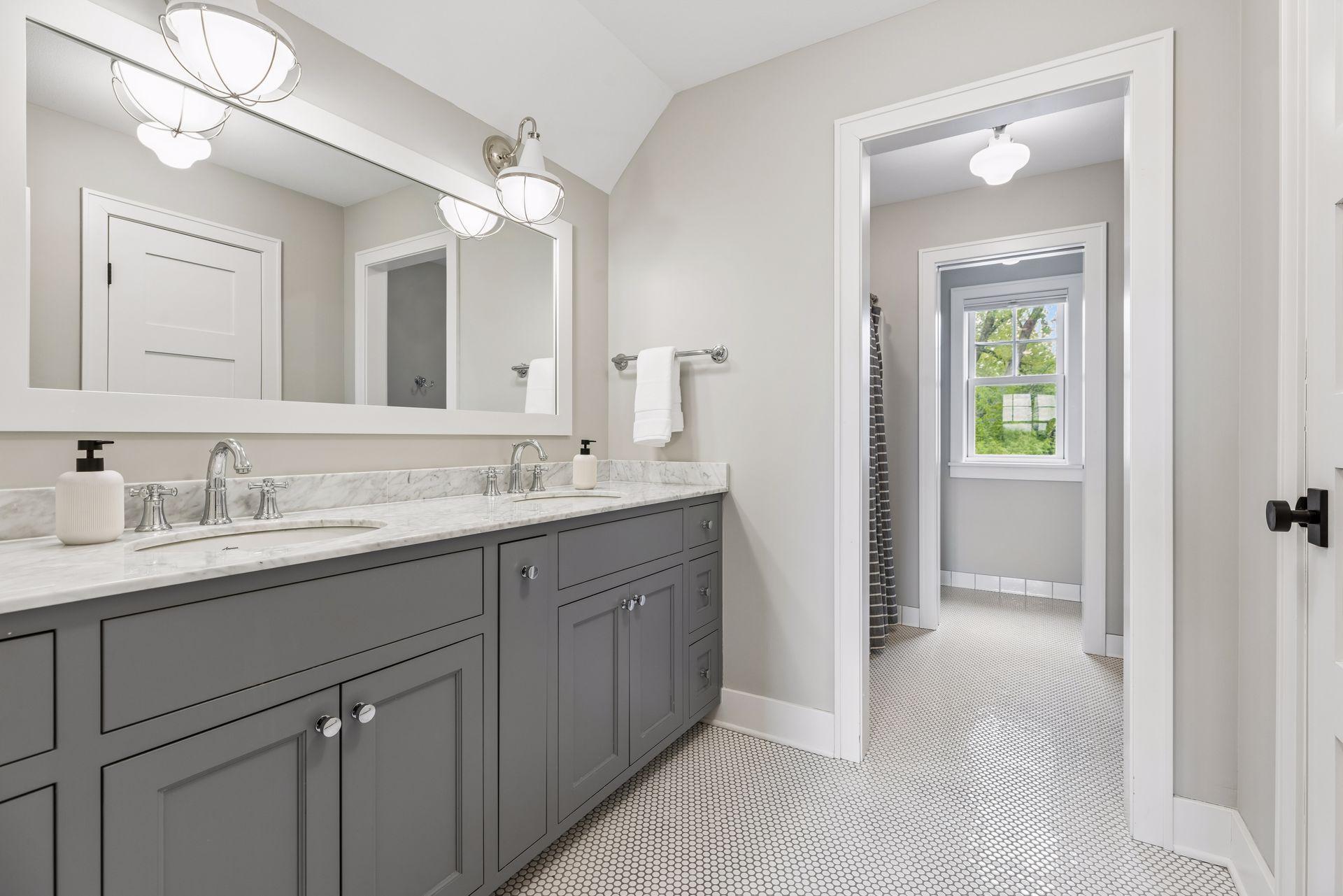 5116 Skyline Drive