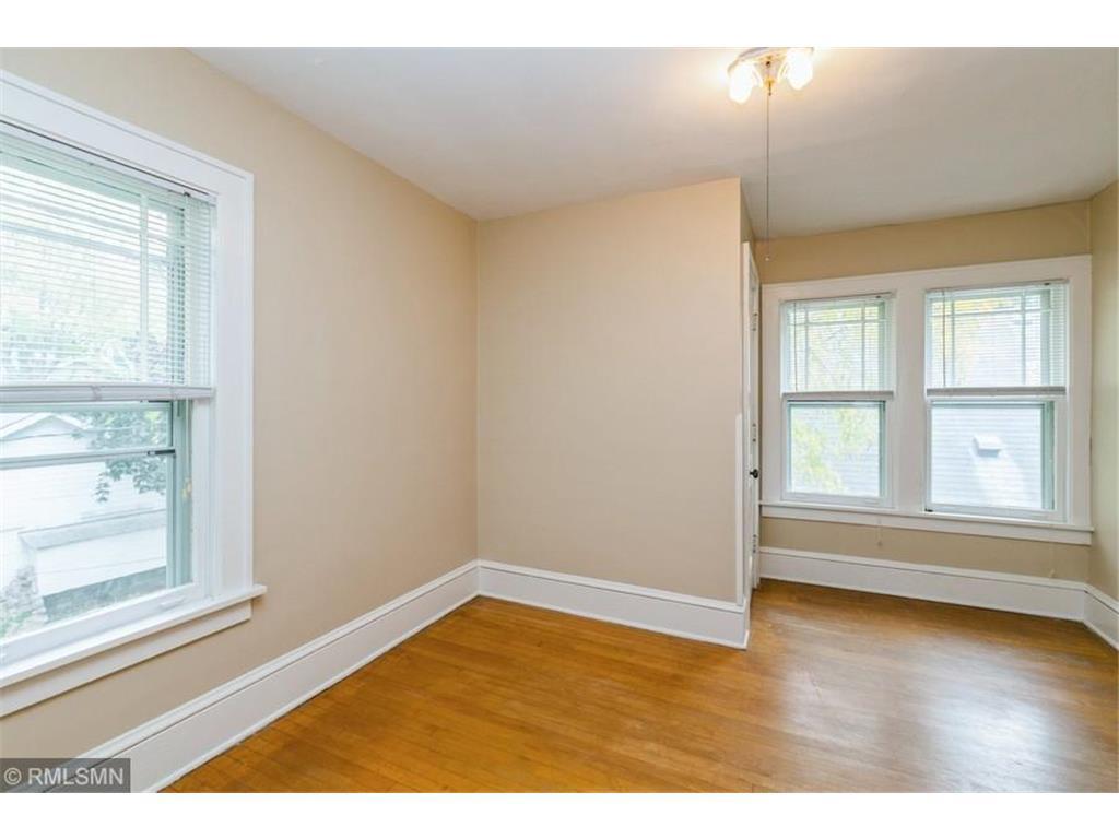 3536 Russell Avenue N