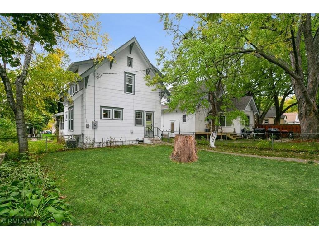 3536 Russell Avenue N