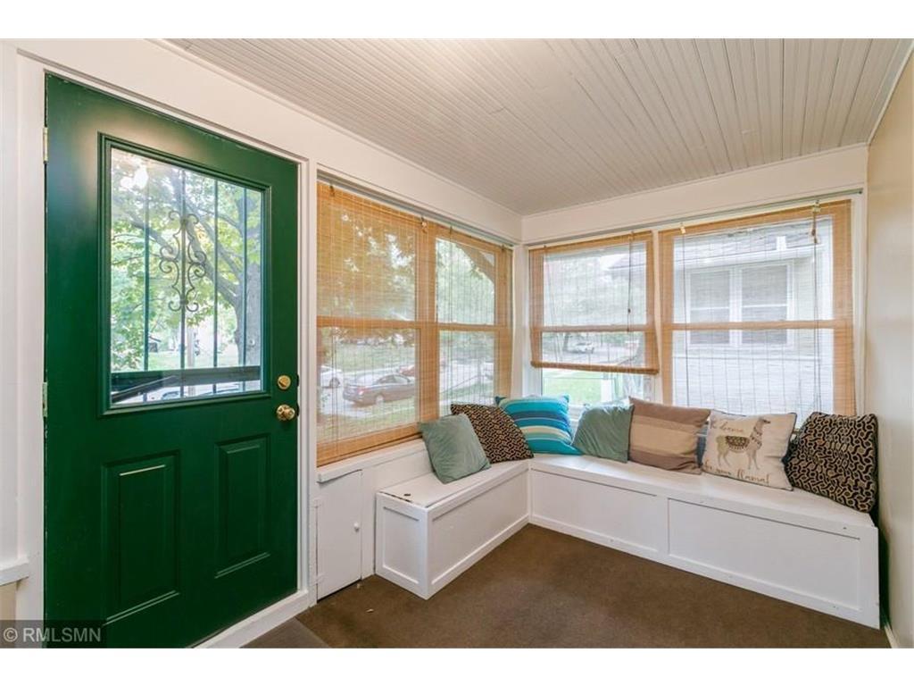 3536 Russell Avenue N