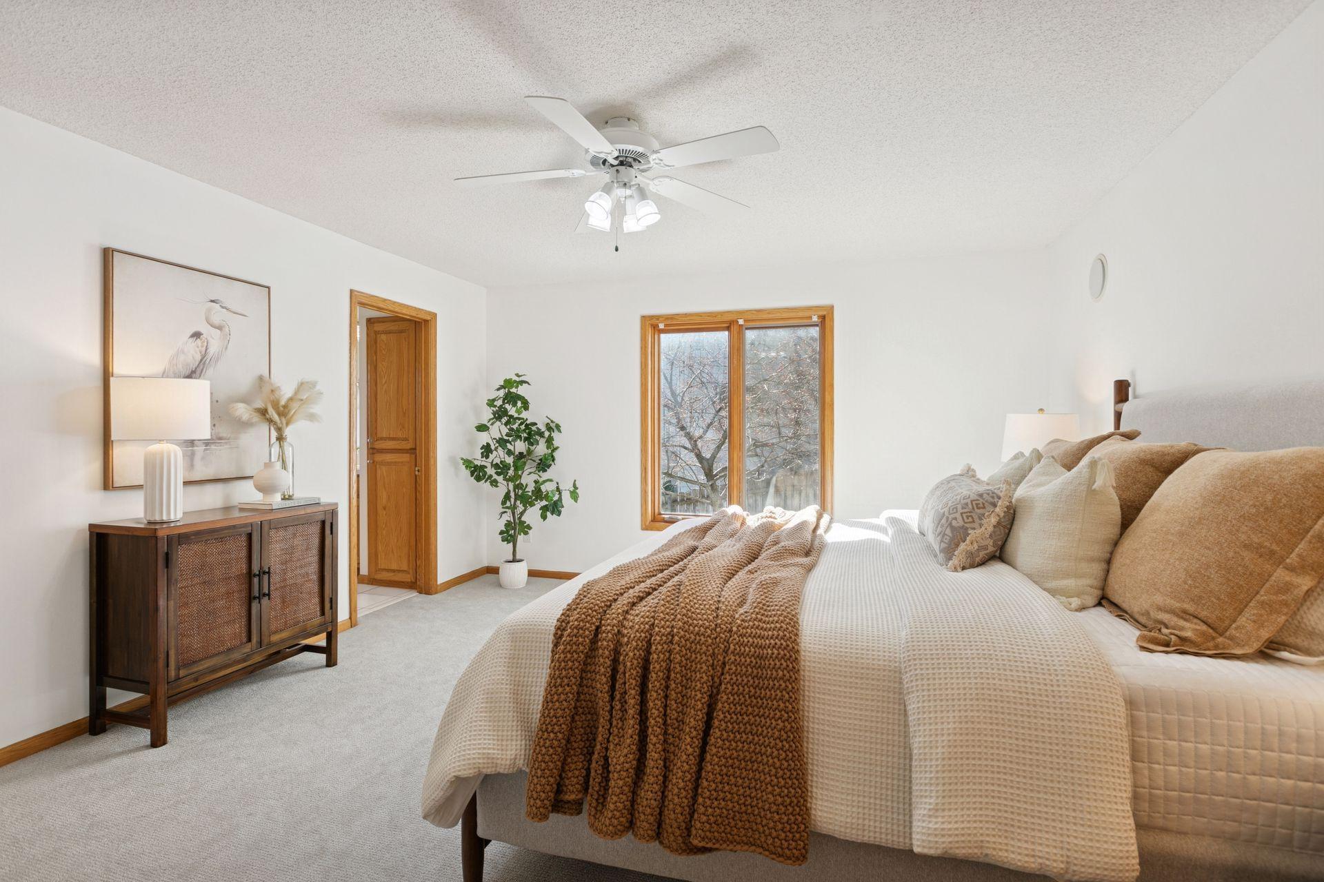 4950 Valley Forge Lane N