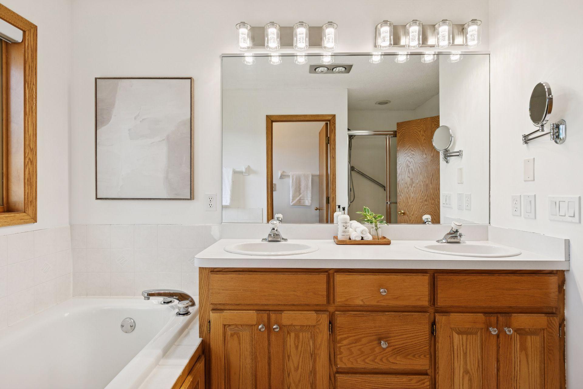 4950 Valley Forge Lane N