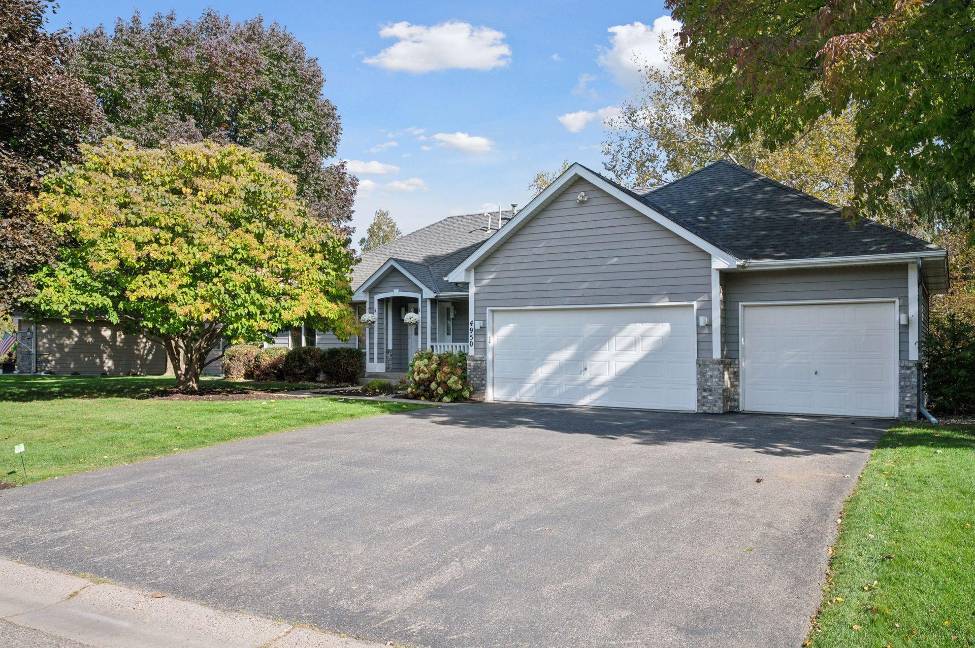 4950 Valley Forge Lane N