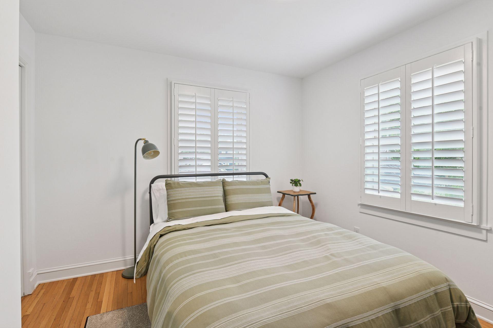 129 Chicago Avenue N