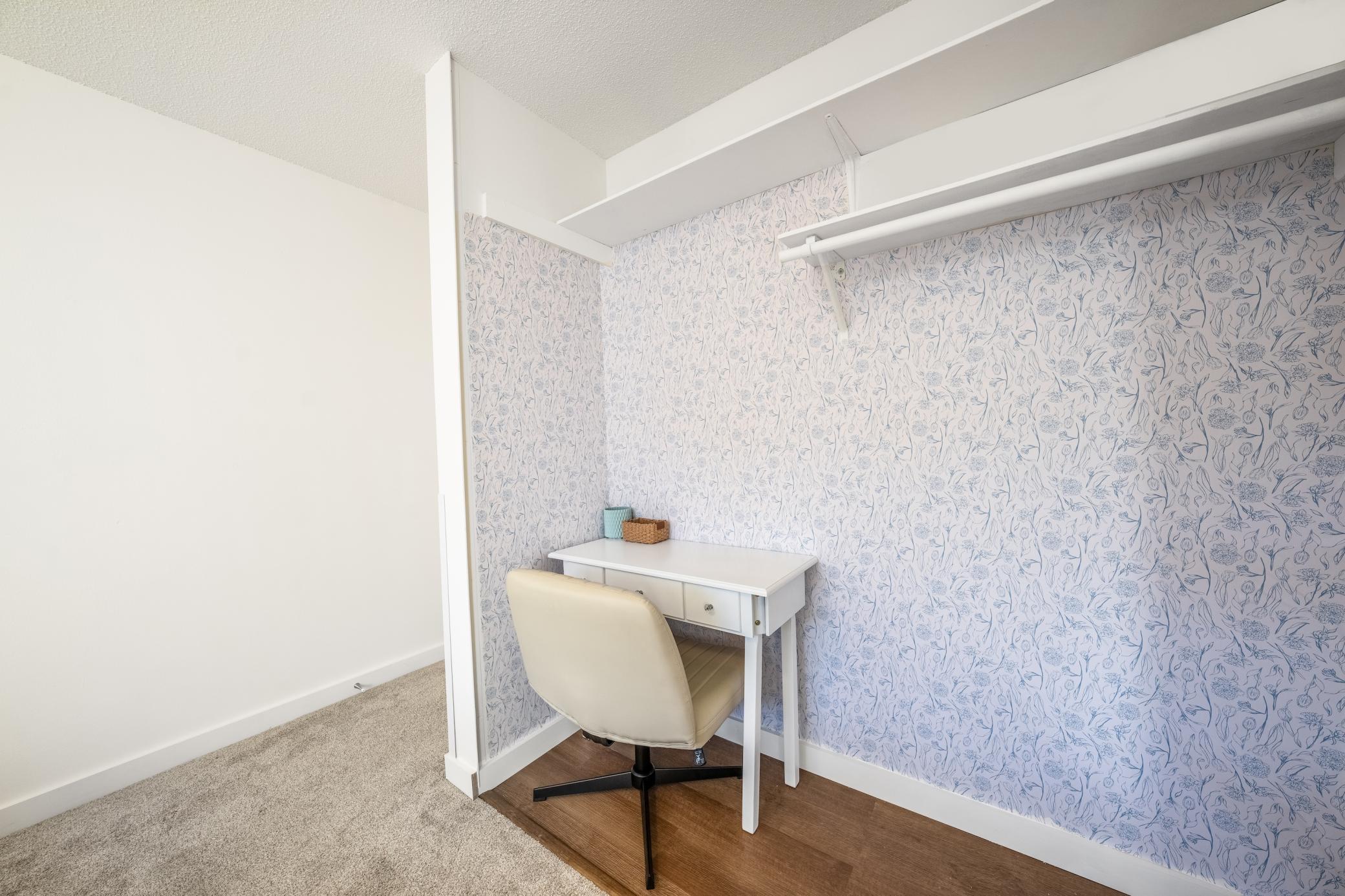 4371 Wilshire Boulevard Unit: b203