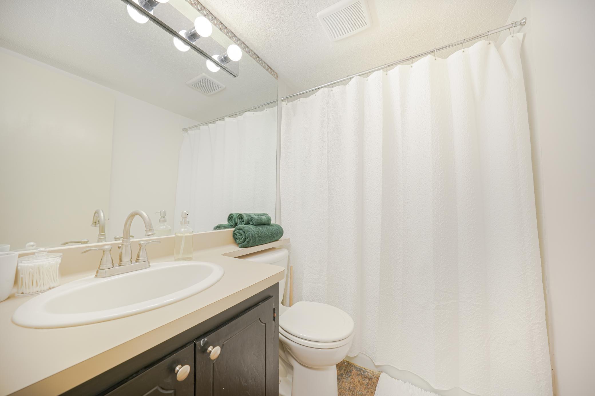 4379 Wilshire Boulevard Unit: 104