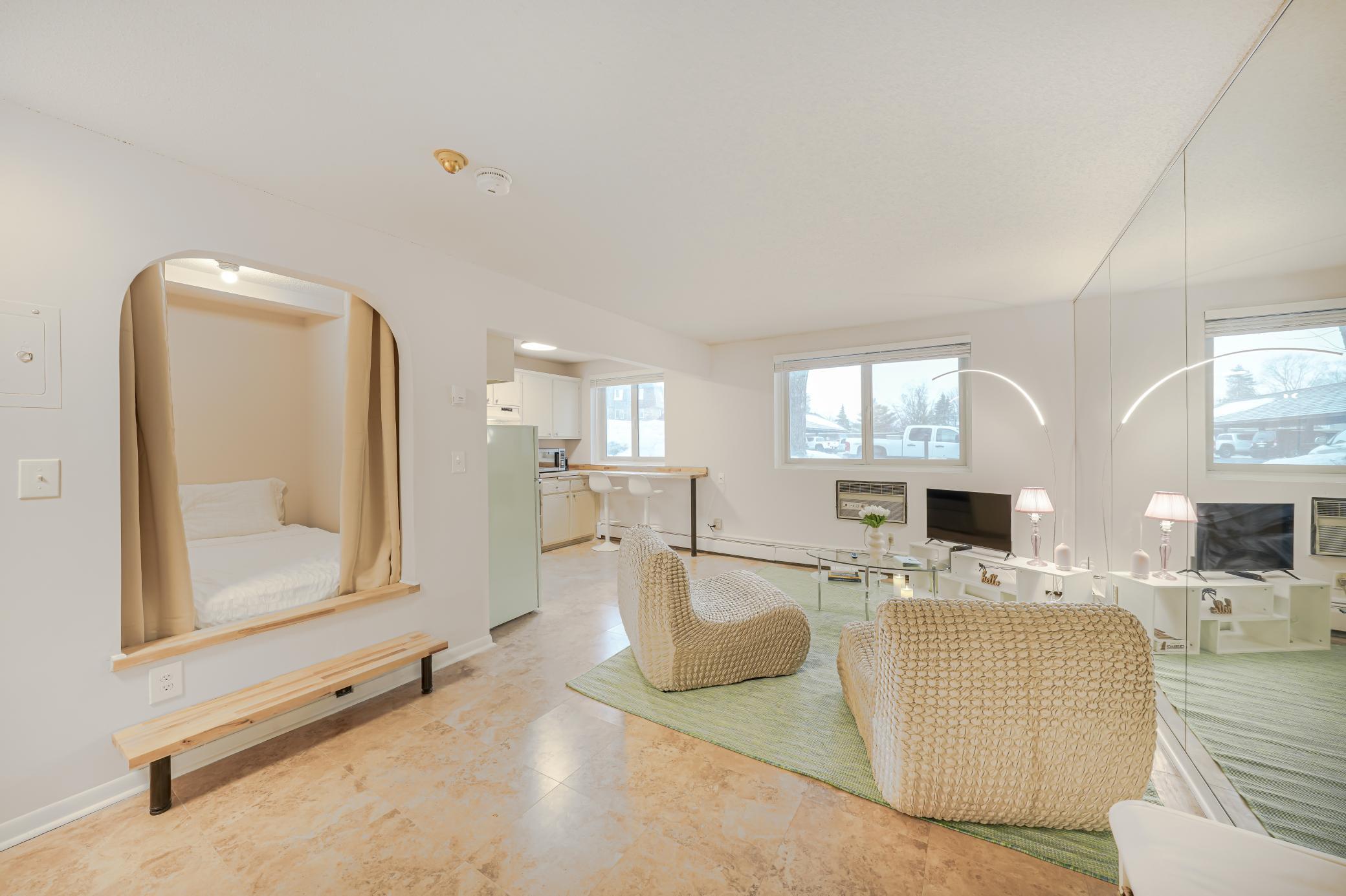 4379 Wilshire Boulevard Unit: 104