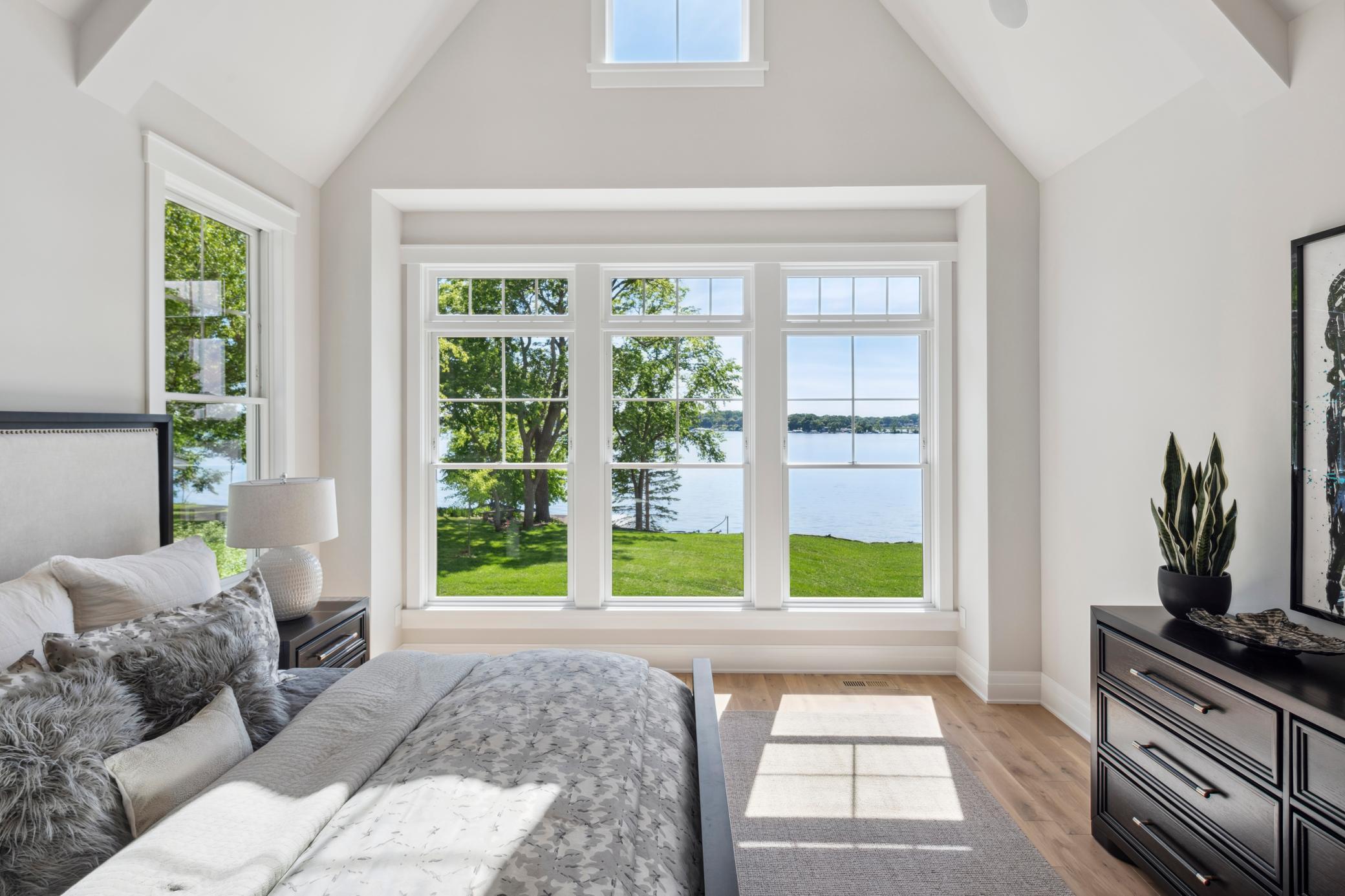 2475 Dunwoody Avenue