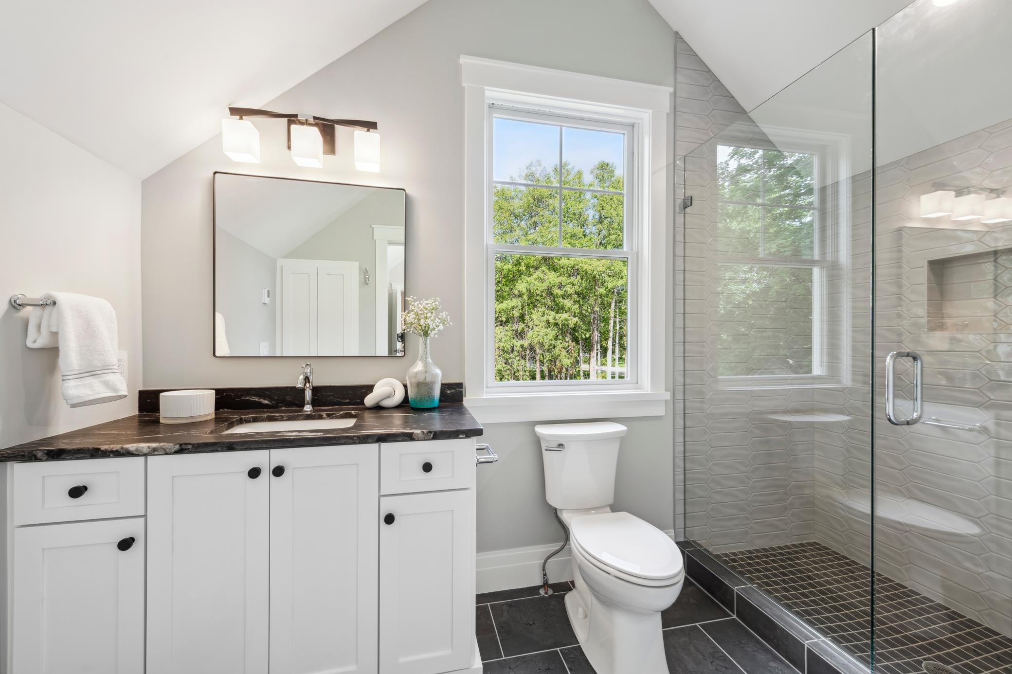 2475 Dunwoody Avenue