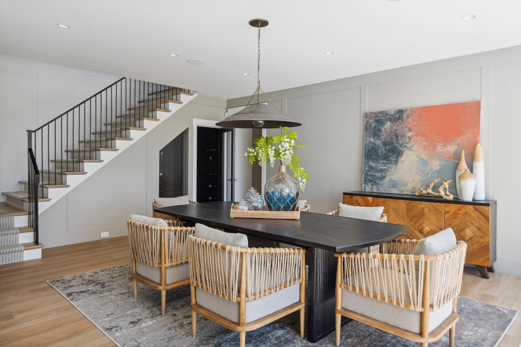 2475 Dunwoody Avenue