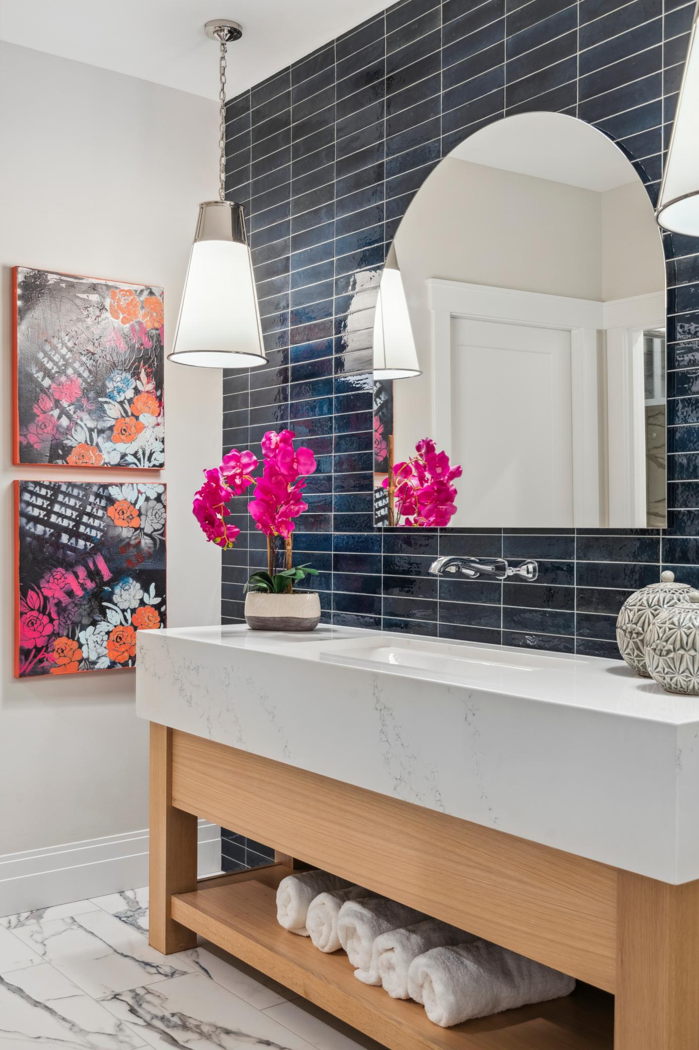 2475 Dunwoody Avenue