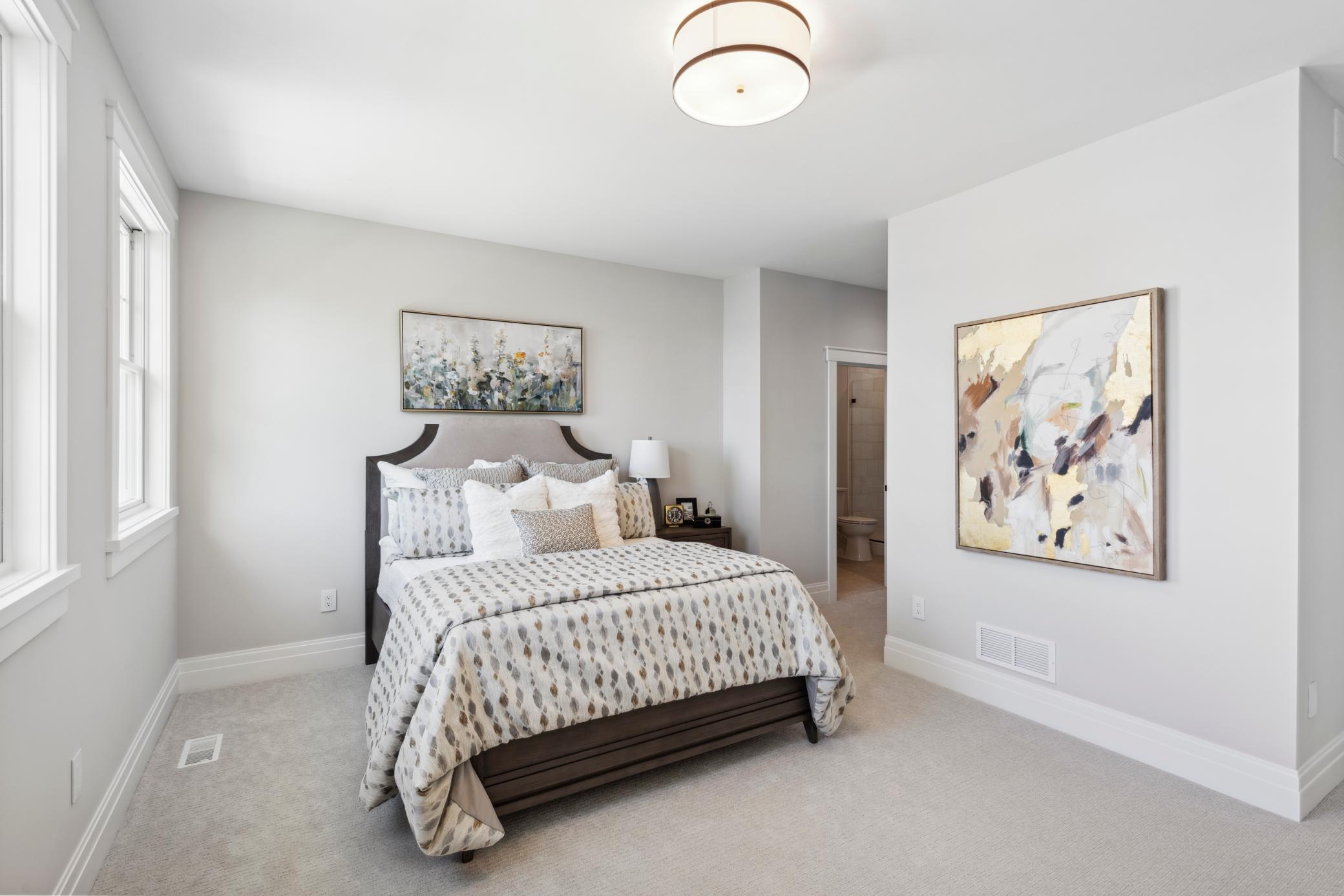 2475 Dunwoody Avenue