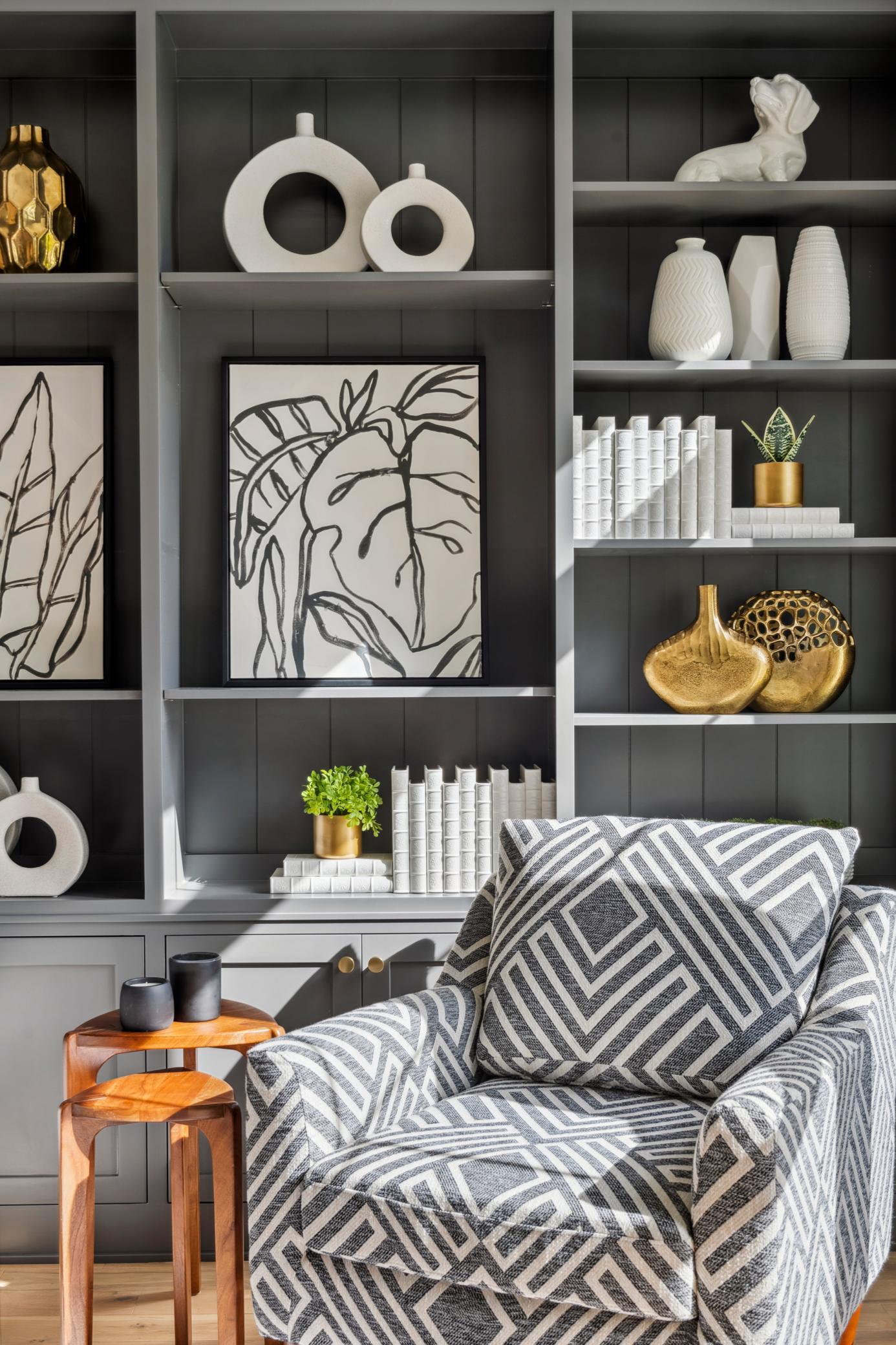 2475 Dunwoody Avenue