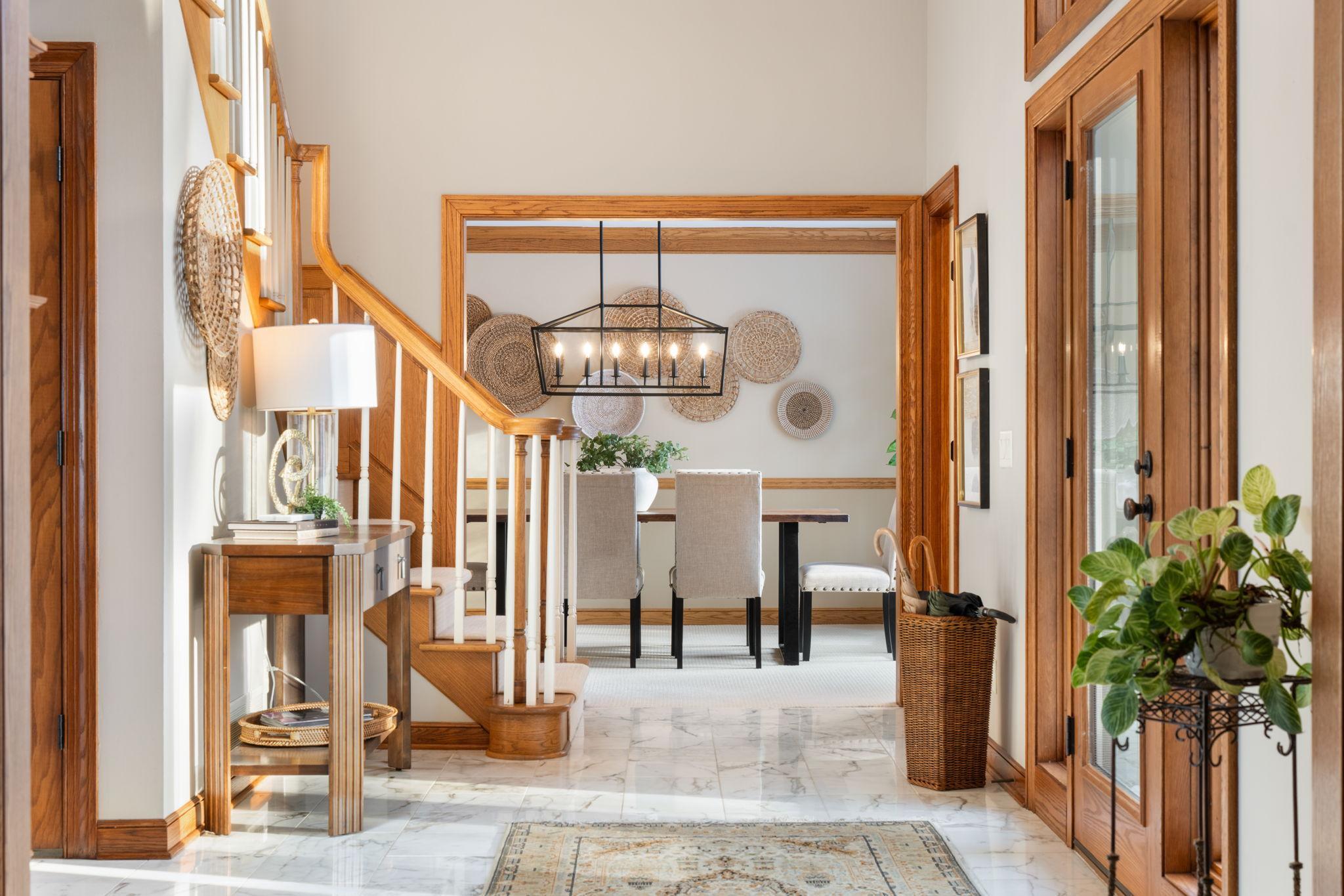 6306 Maple Ridge
