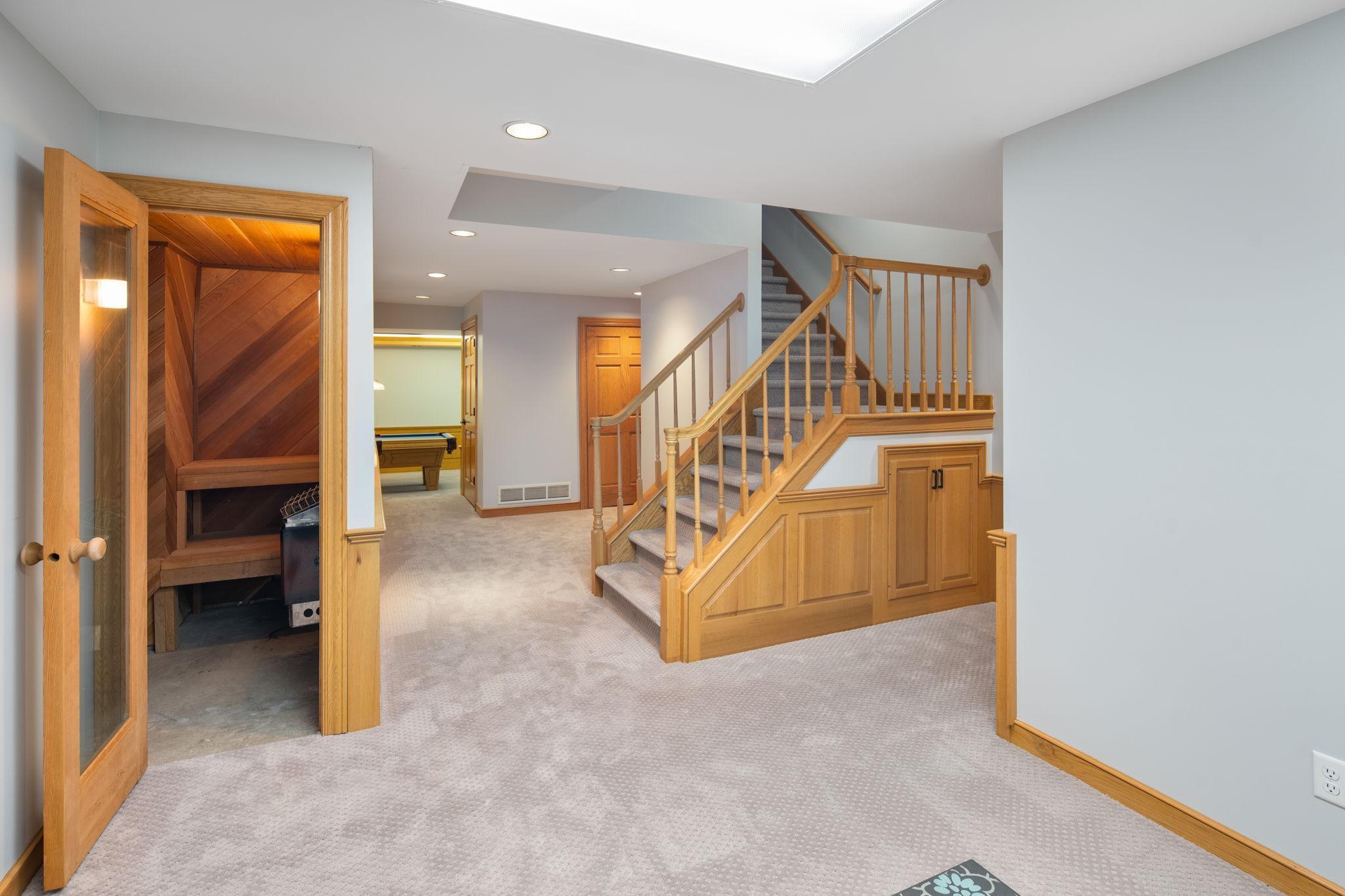 6306 Maple Ridge