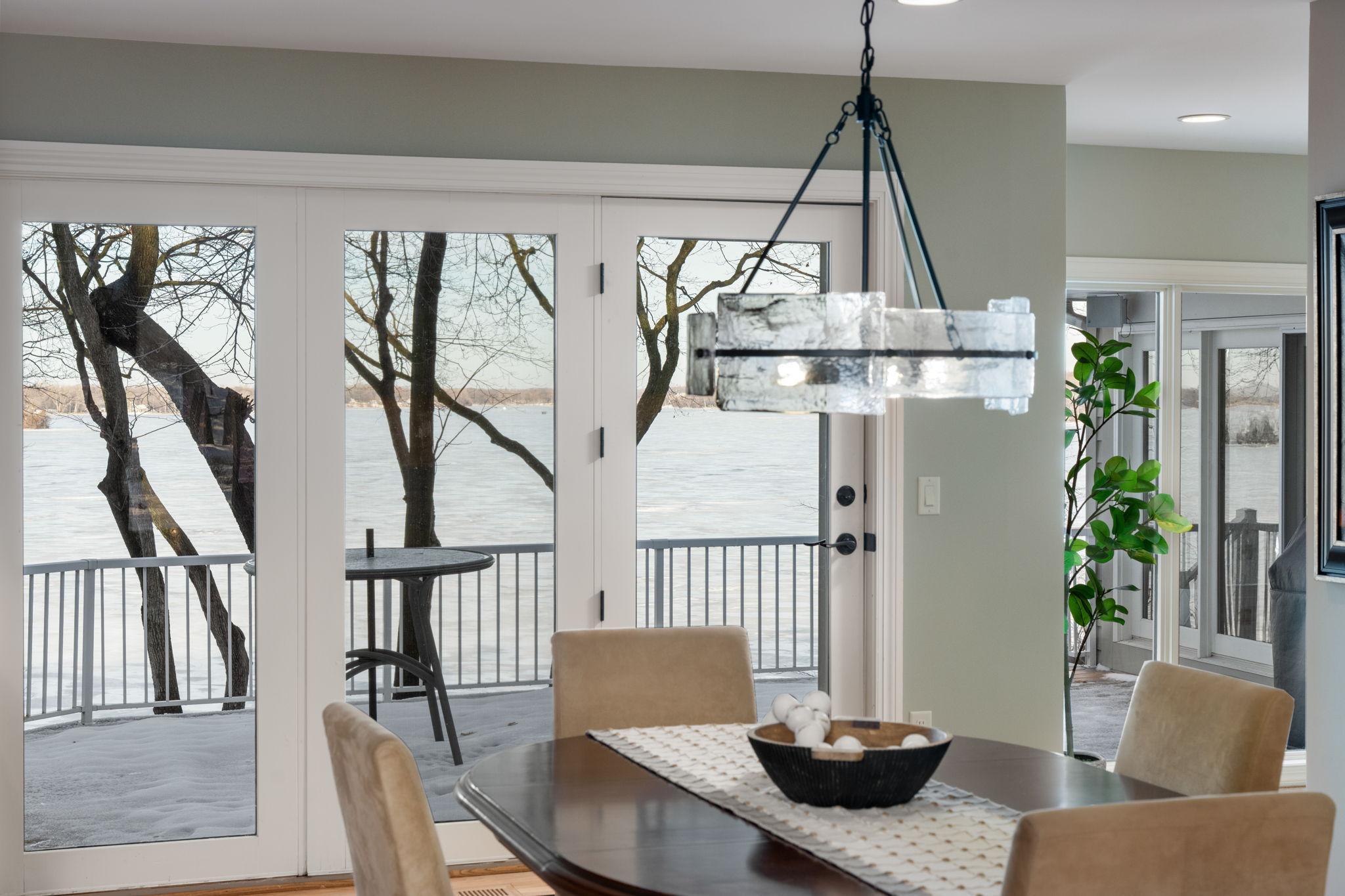6306 Maple Ridge