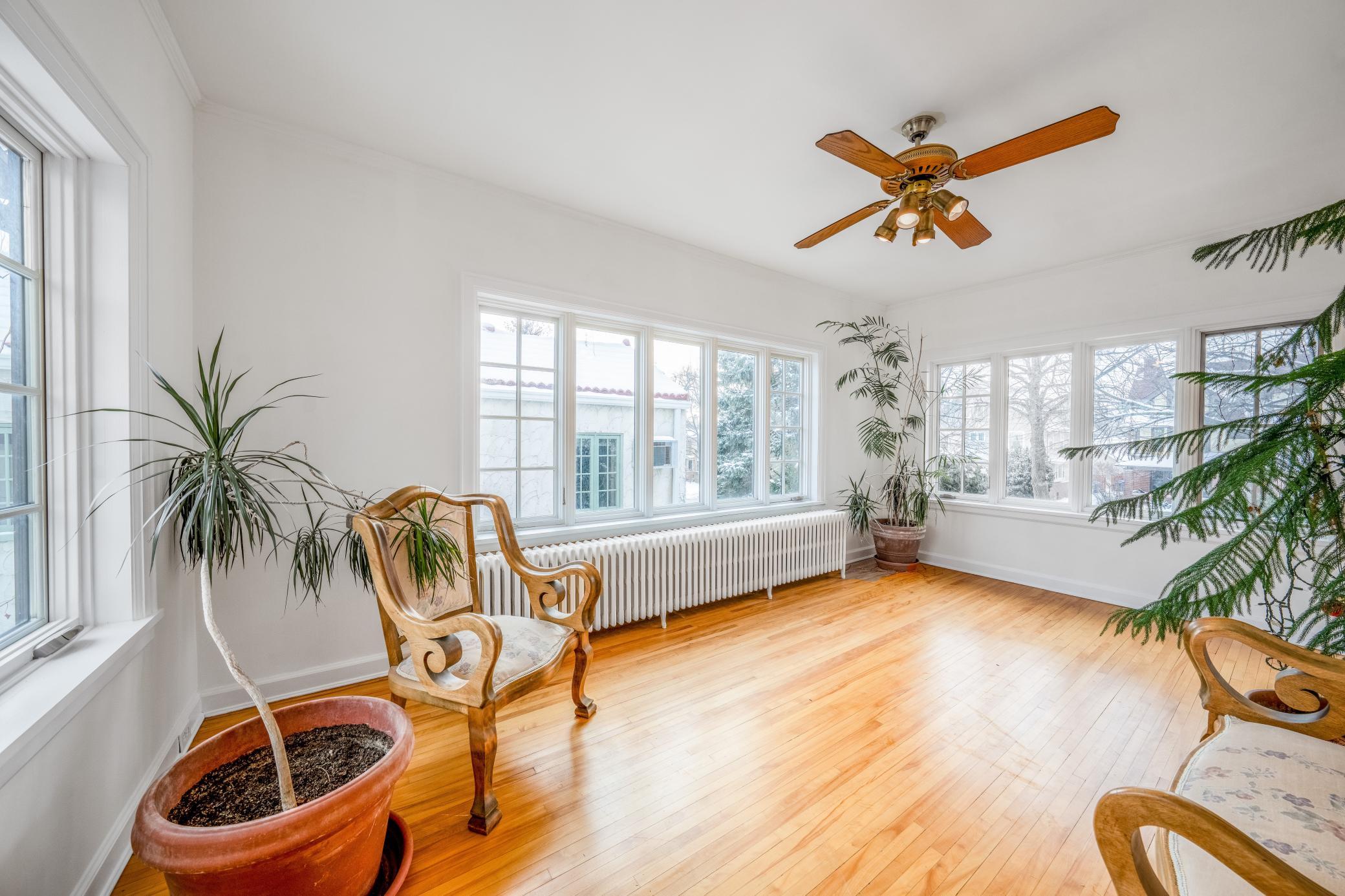 1721 Humboldt Avenue S Unit: 2 + 3