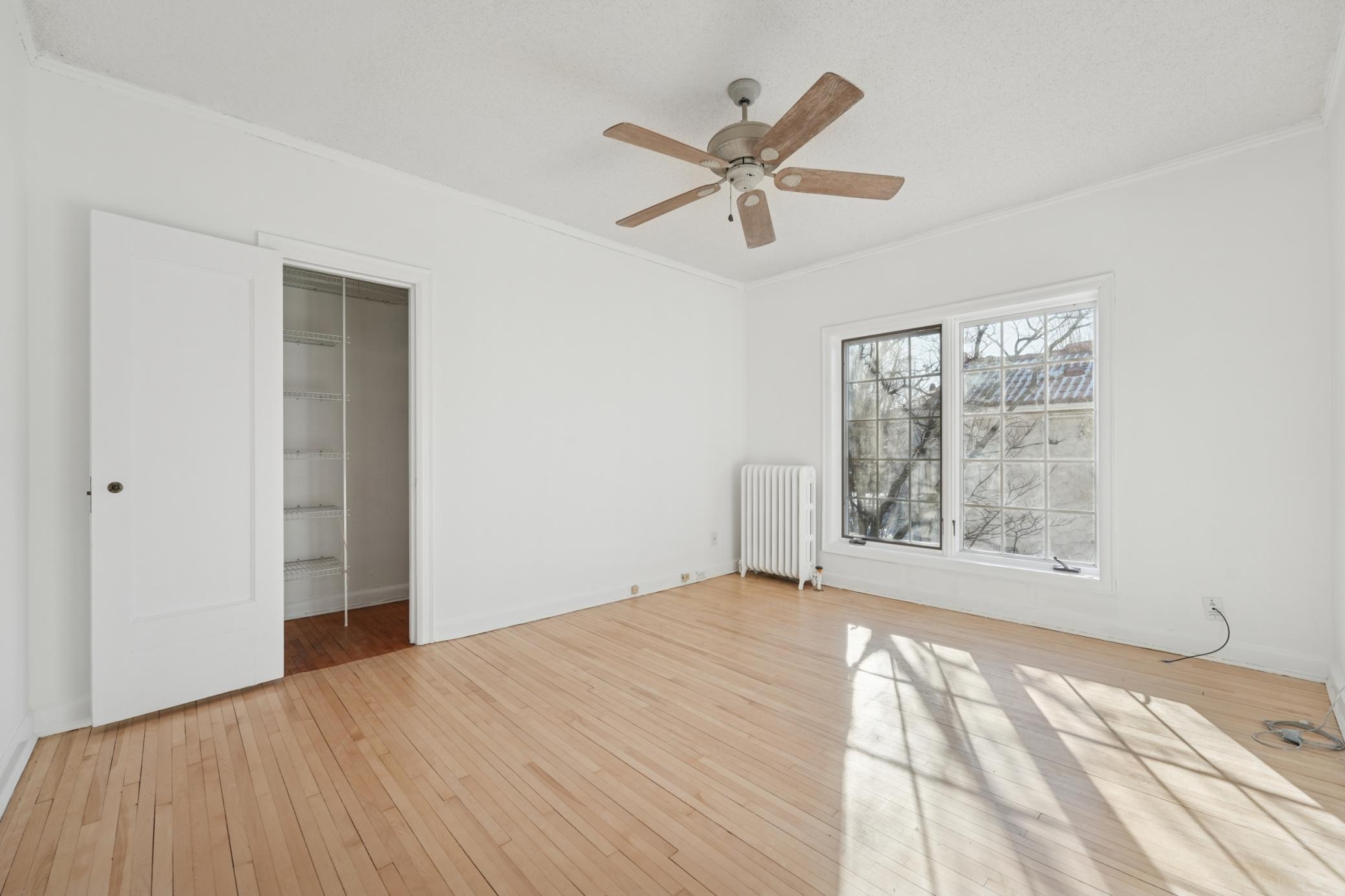 1721 Humboldt Avenue S Unit: 2 + 3