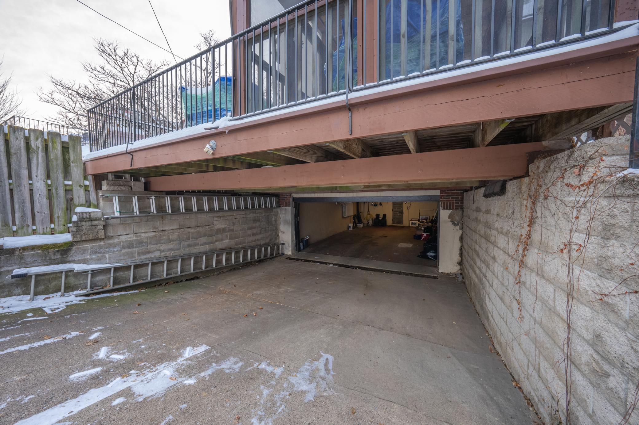 1721 Humboldt Avenue S Unit: 2 + 3