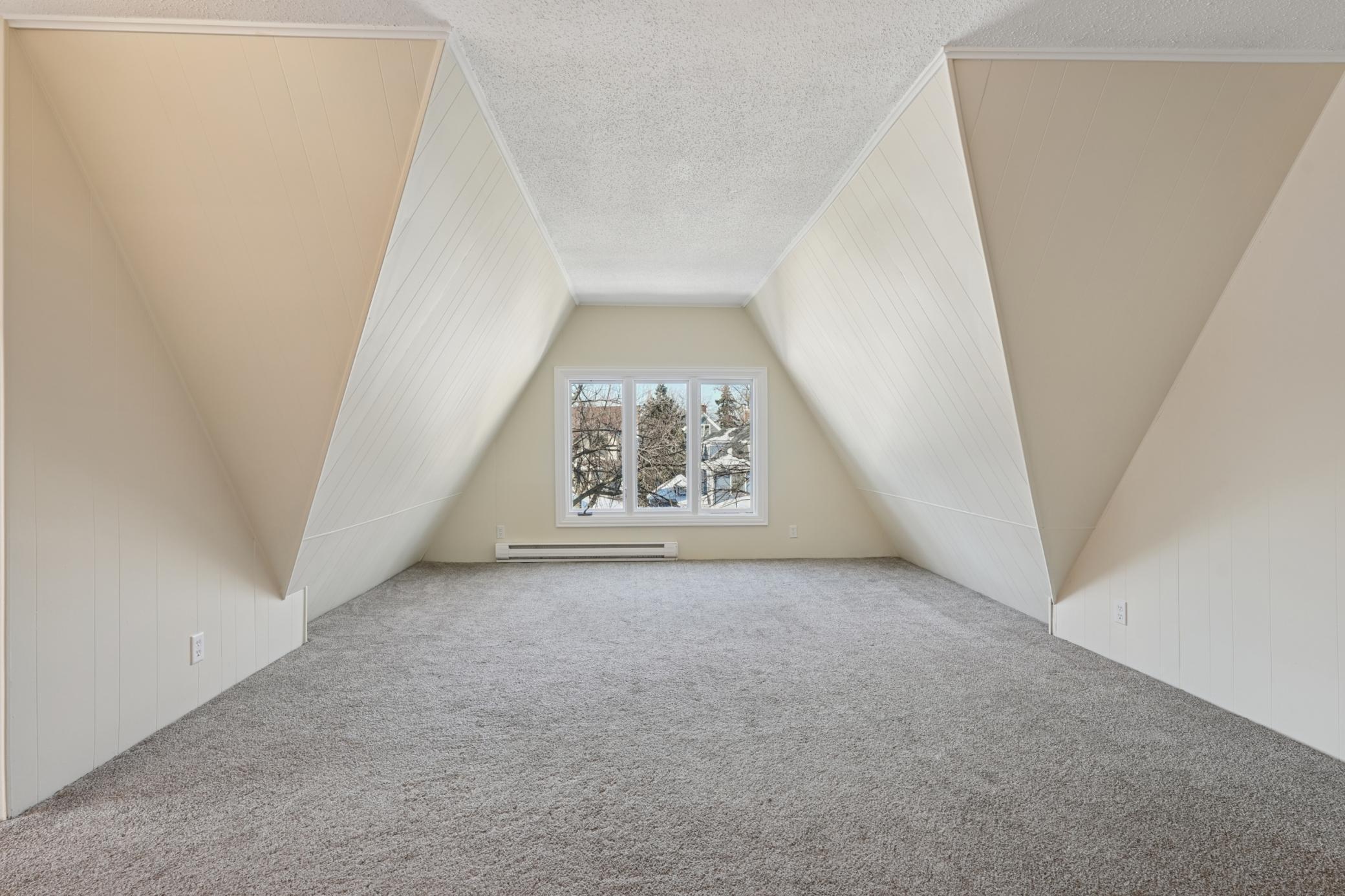 1721 Humboldt Avenue S Unit: 2 + 3