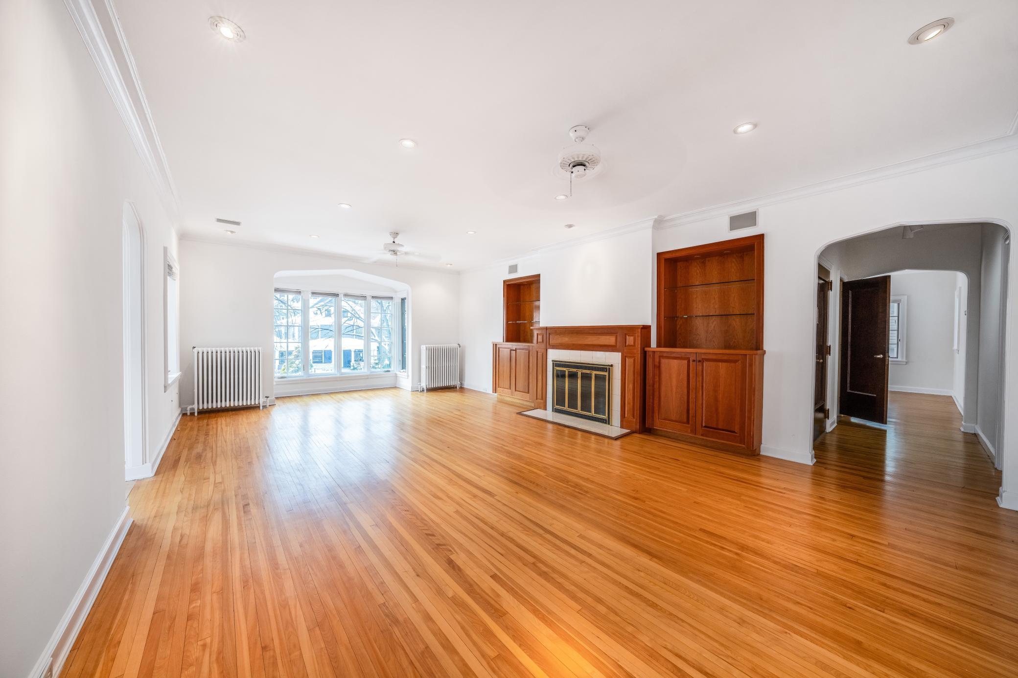 1721 Humboldt Avenue S Unit: 2 + 3