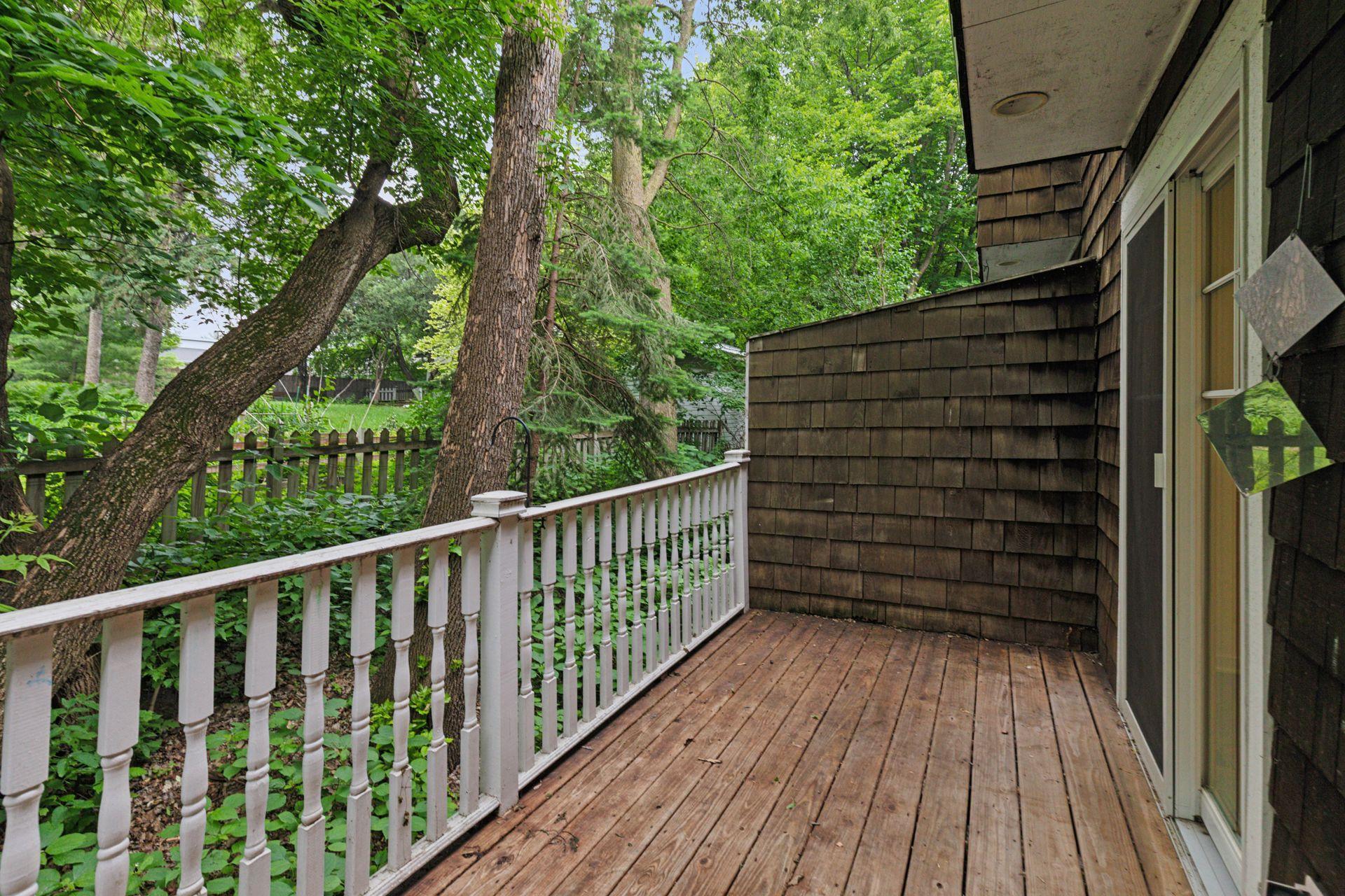 204 Central Avenue S