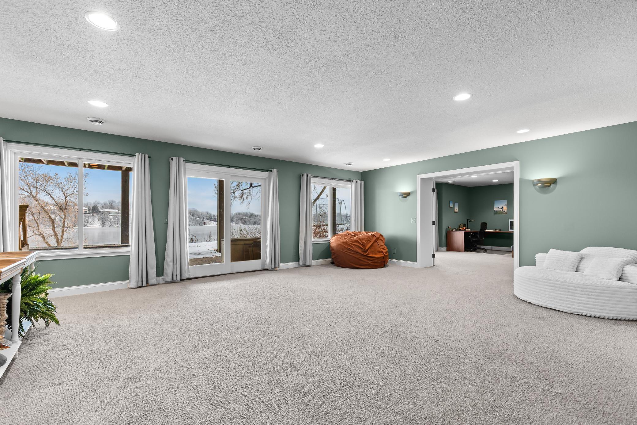 3396 Kings Point Road