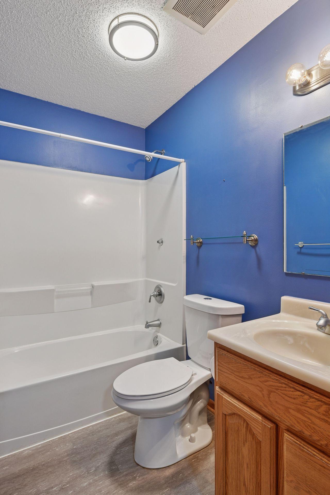 1477 Creekside Drive