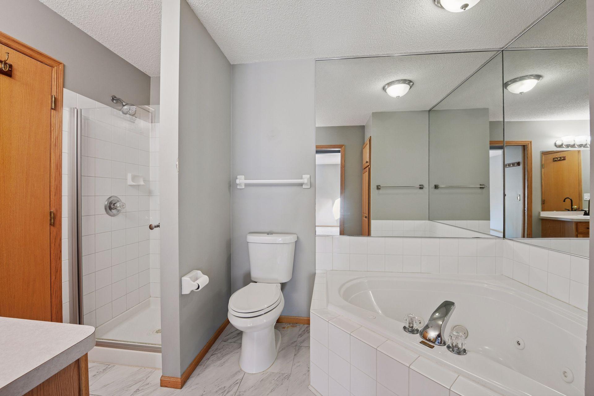 1477 Creekside Drive