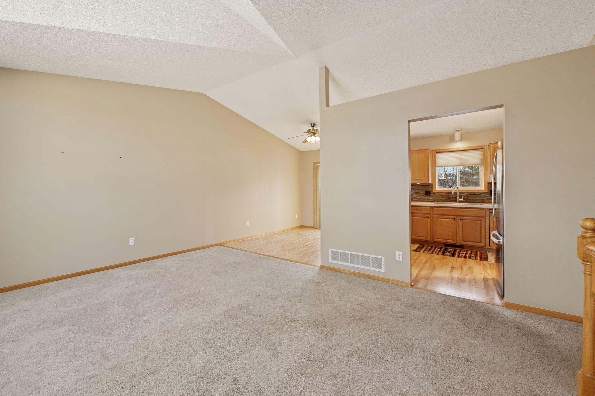 1477 Creekside Drive