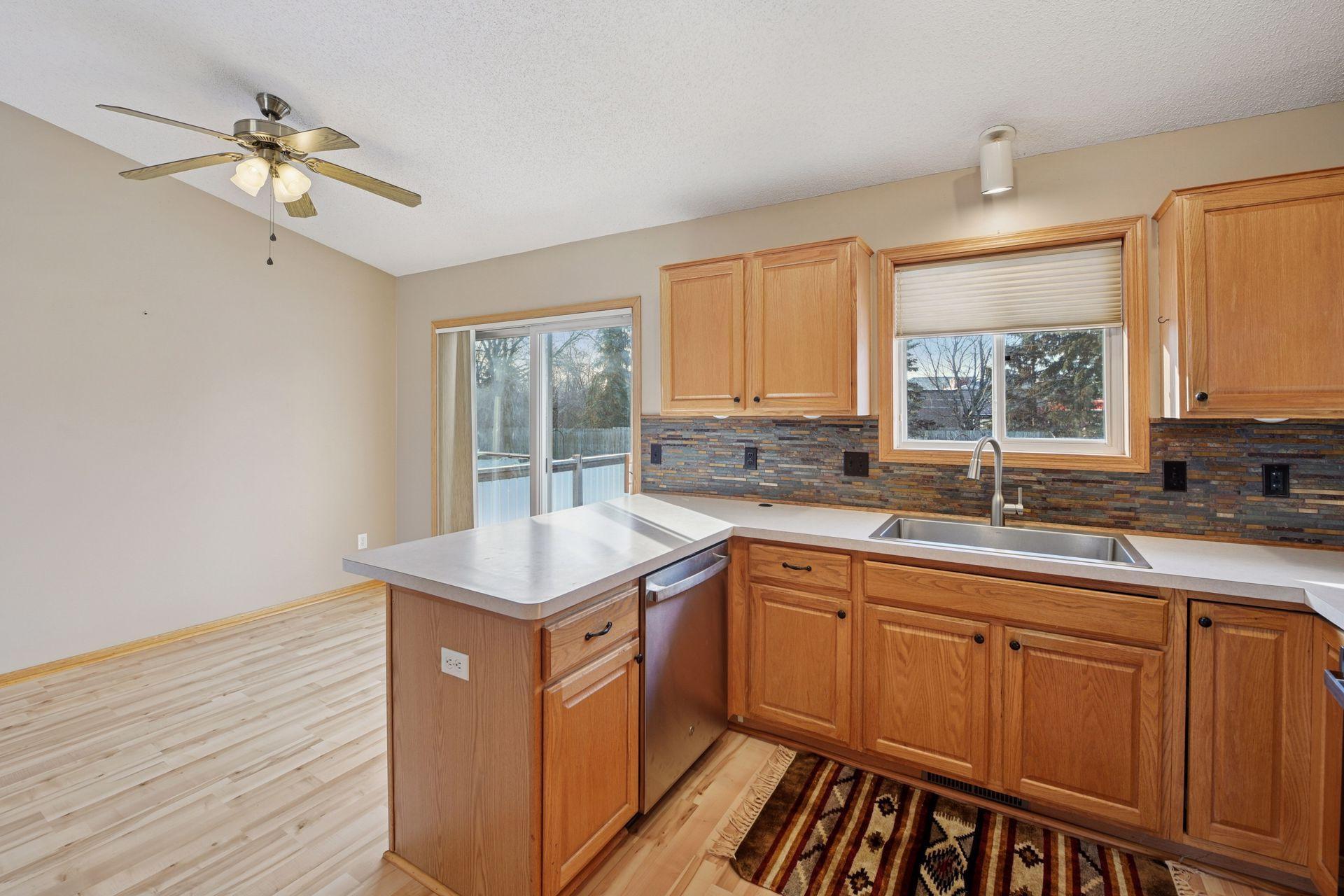 1477 Creekside Drive