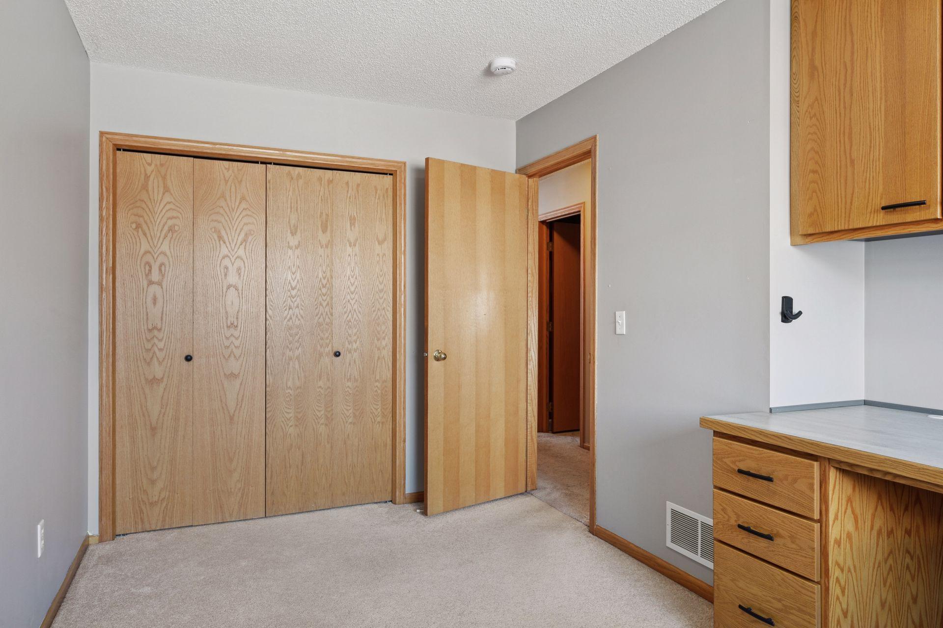 1477 Creekside Drive