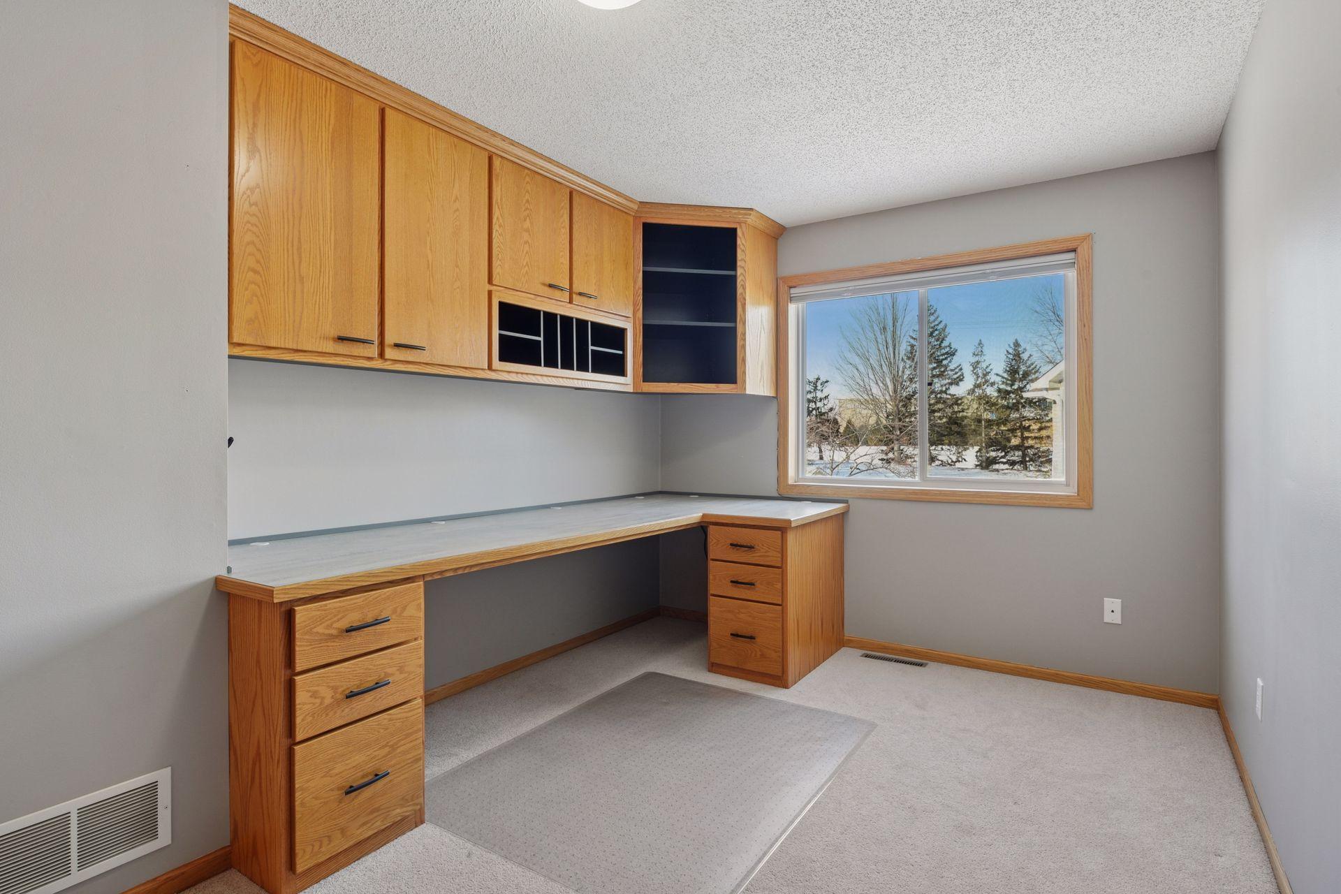 1477 Creekside Drive