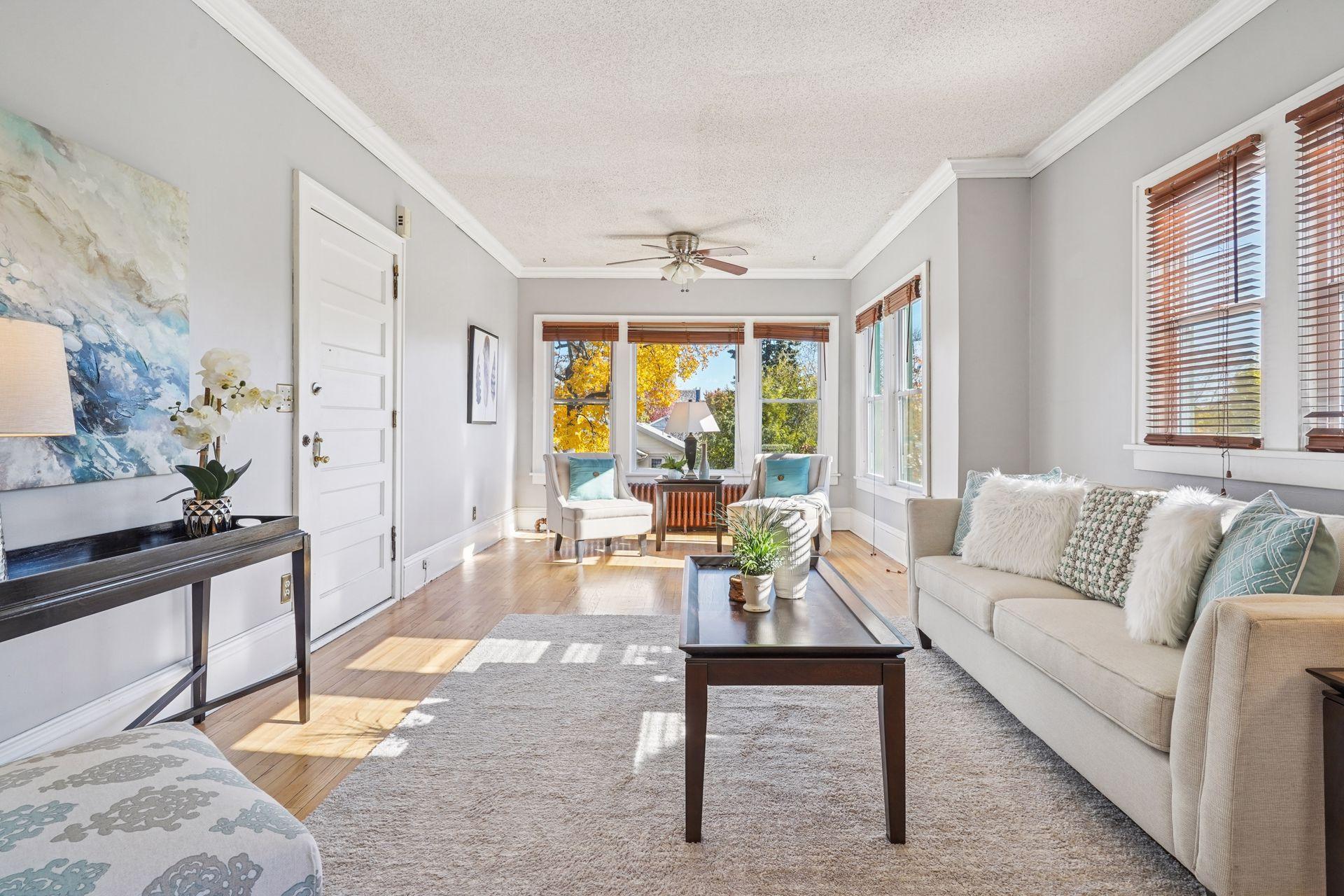 4104 Bryant Avenue S Unit: 202