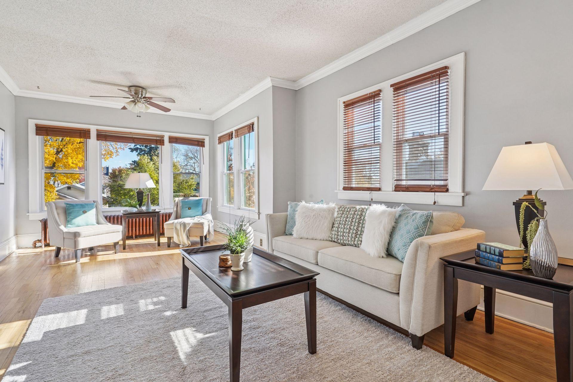 4104 Bryant Avenue S Unit: 202