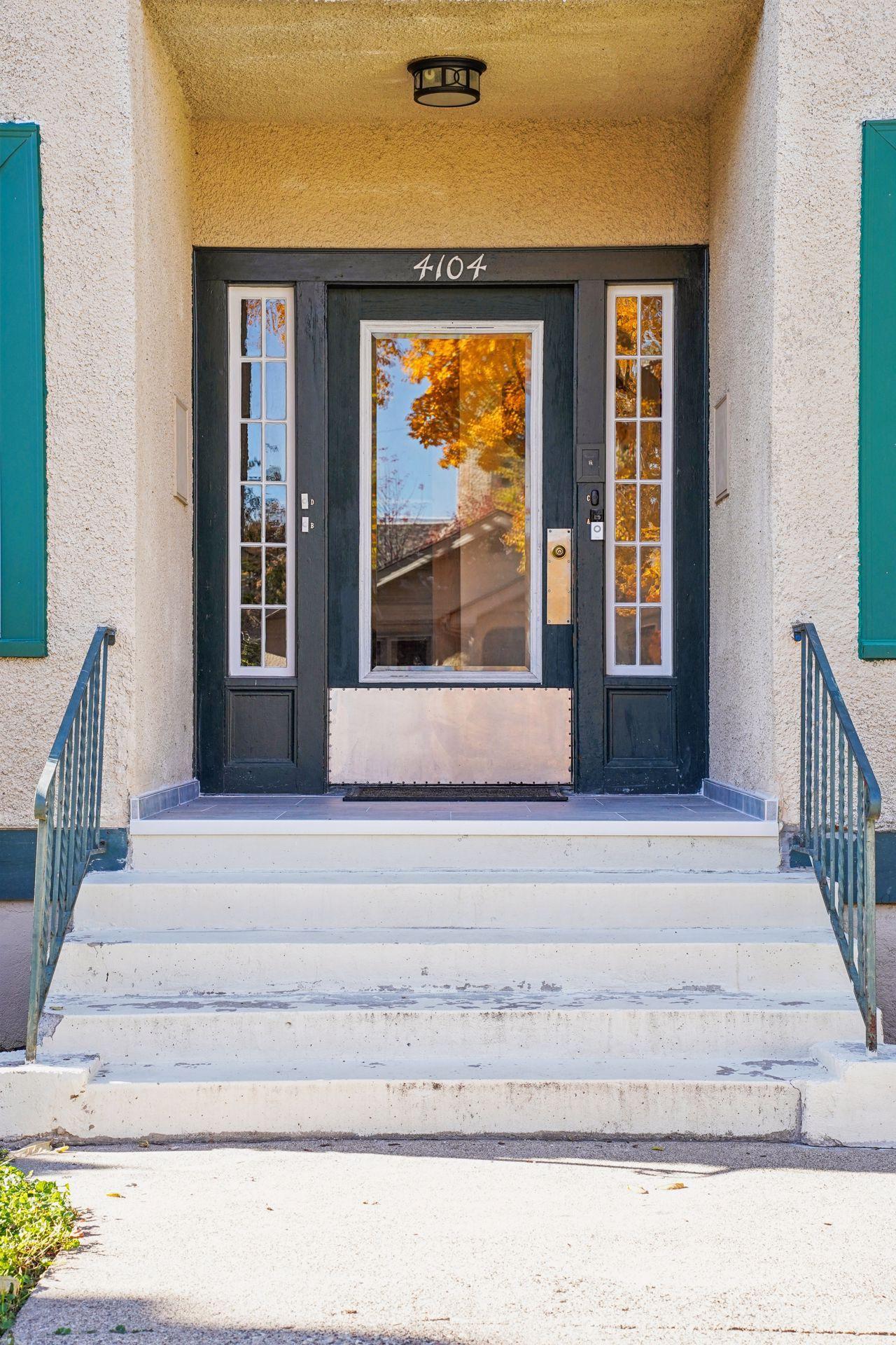 4104 Bryant Avenue S Unit: 202