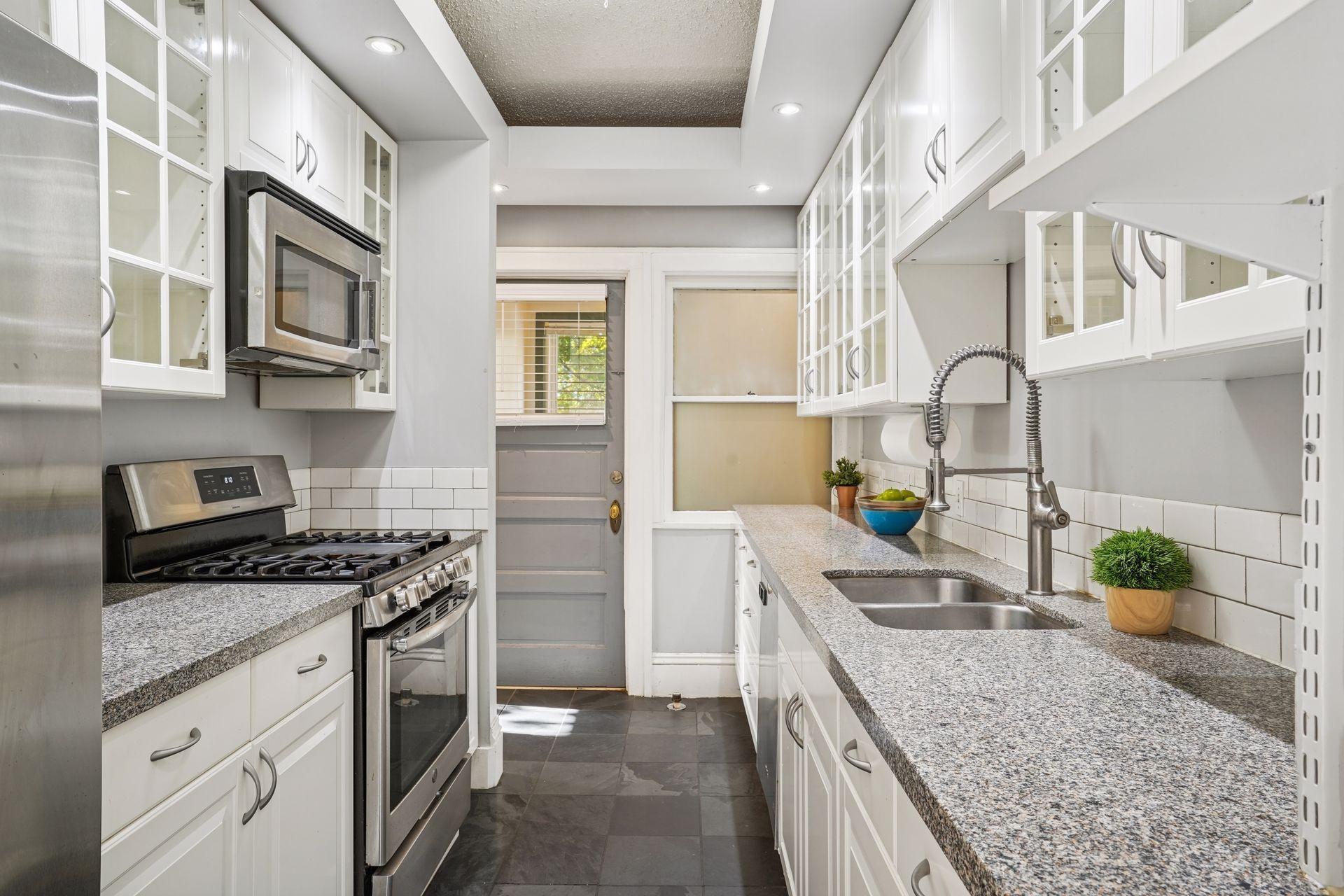 4104 Bryant Avenue S Unit: 202