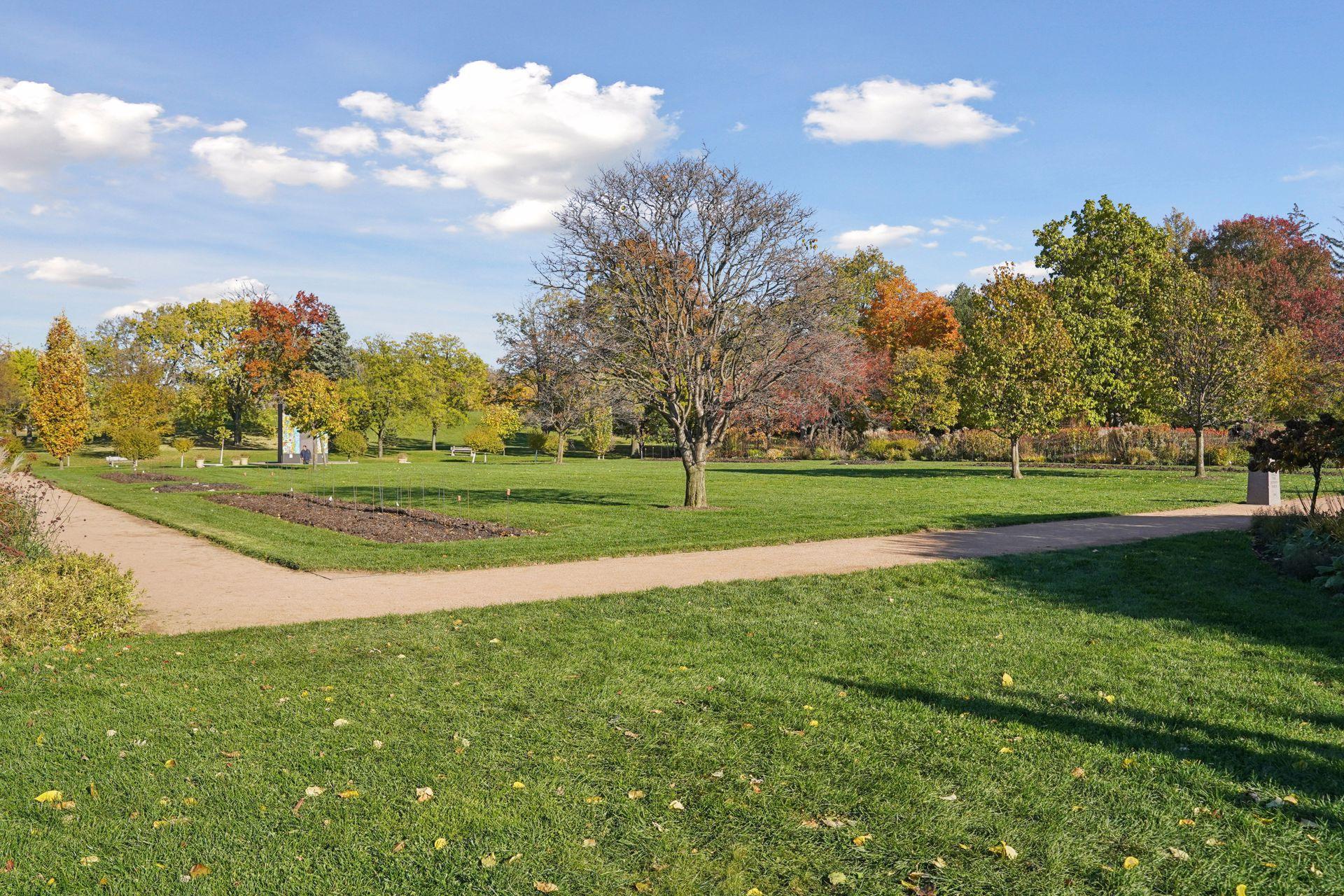 4104 Bryant Avenue S Unit: 202