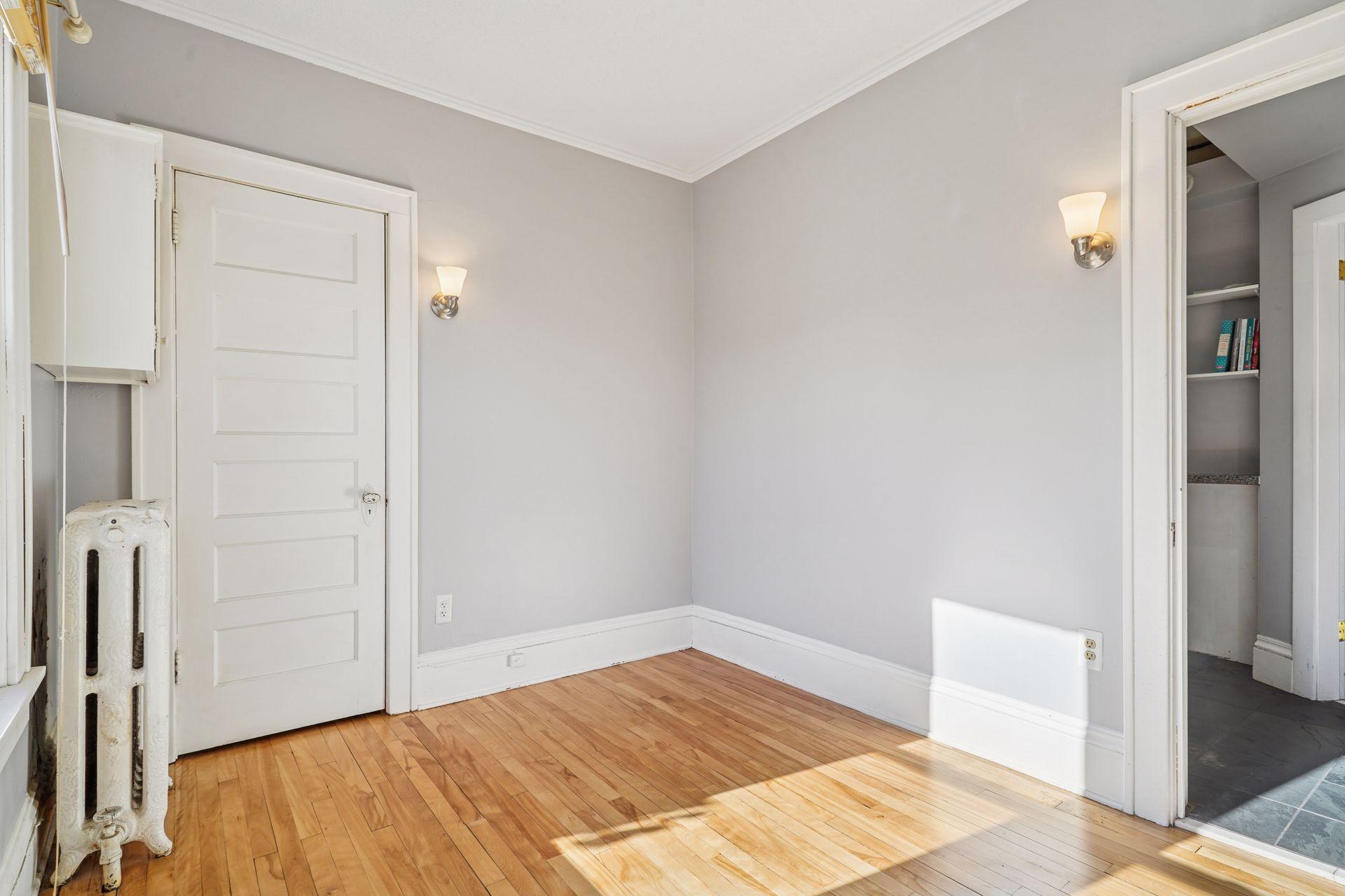 4104 Bryant Avenue S Unit: 202