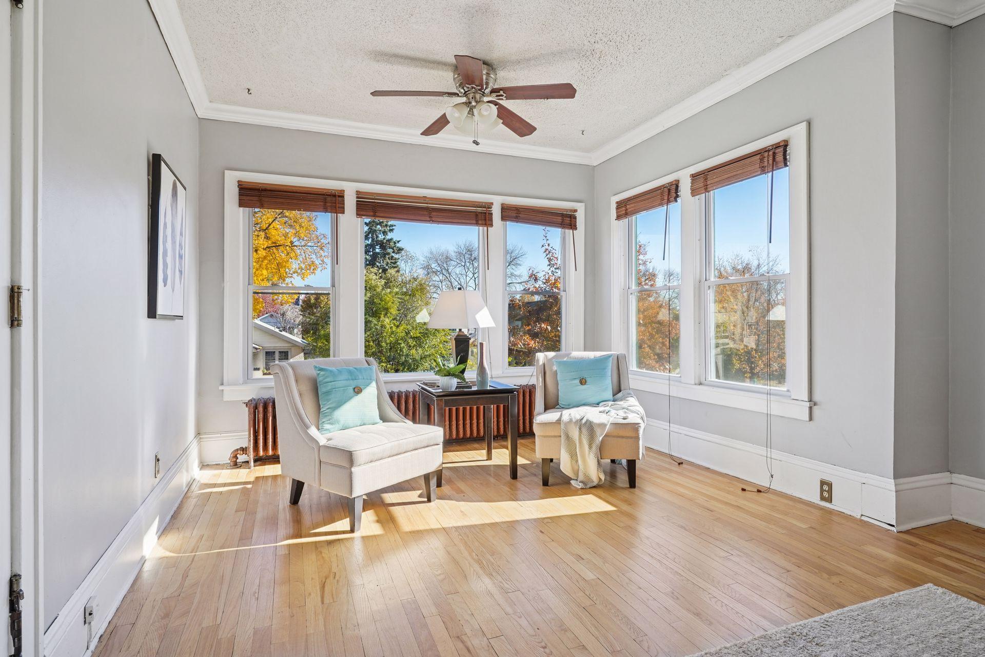 4104 Bryant Avenue S Unit: 202