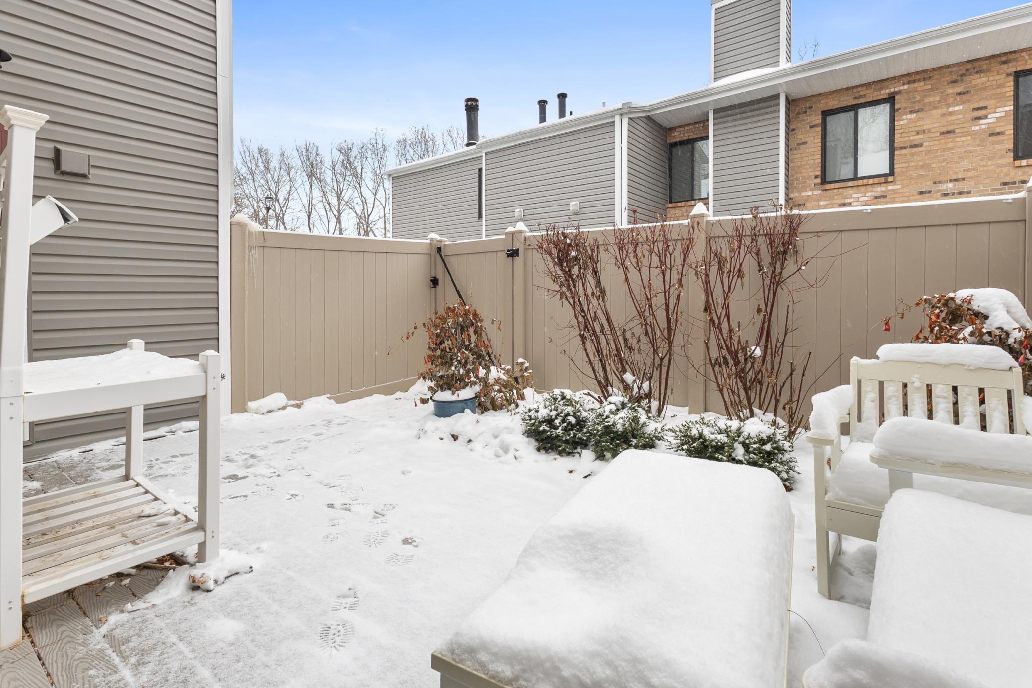 4521 Cedar Lake Road S