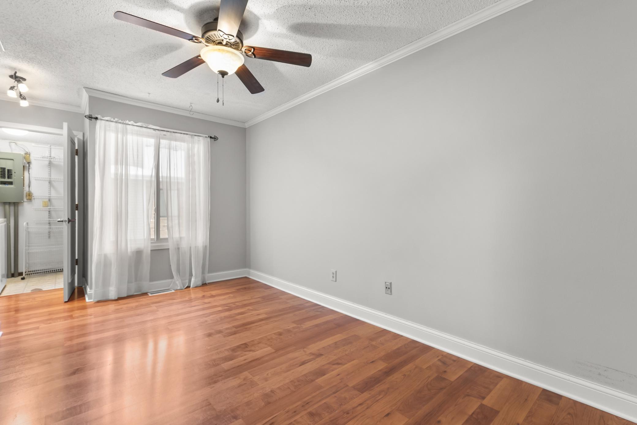 4521 Cedar Lake Road S