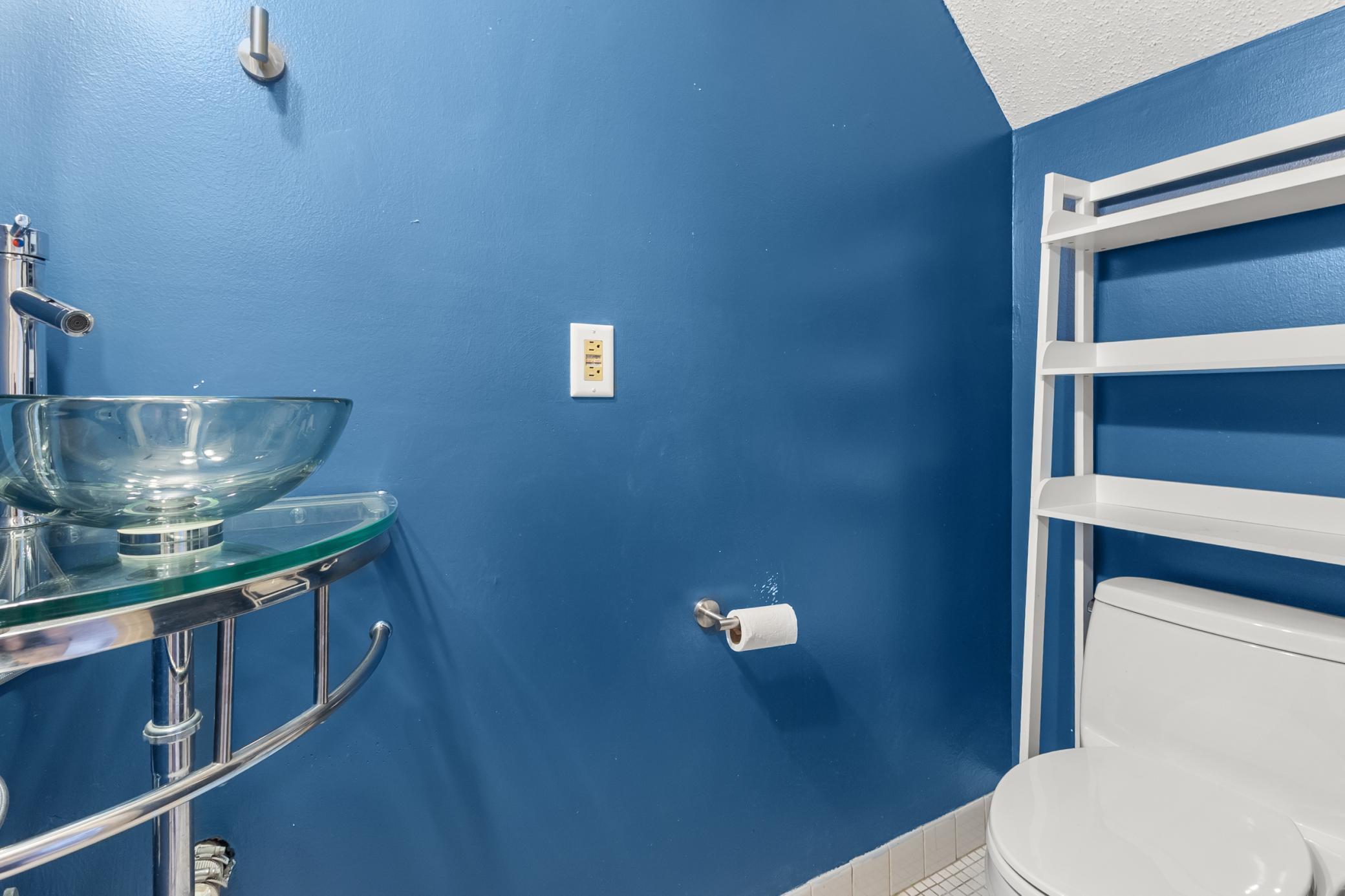 4521 Cedar Lake Road S