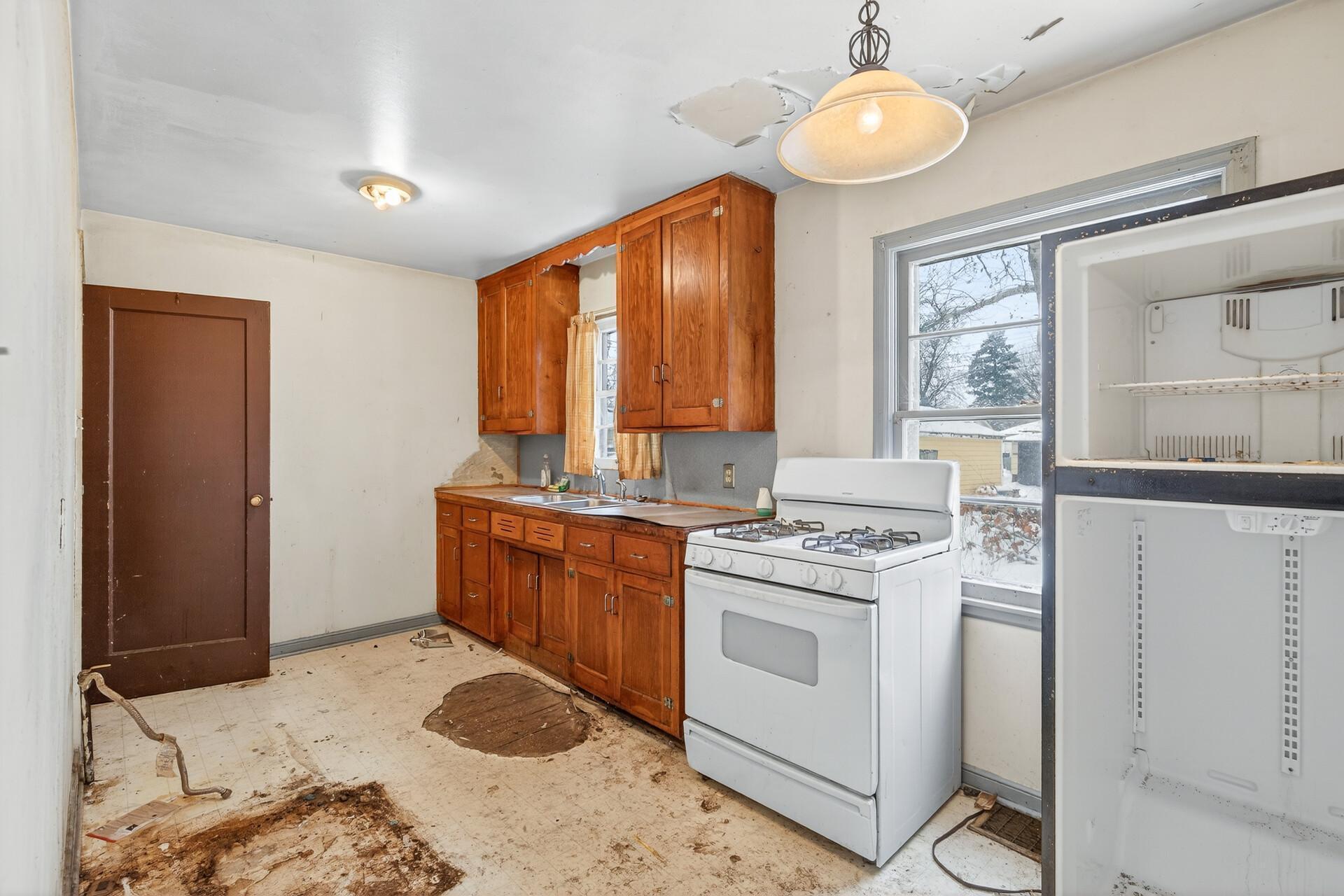 5027 Emerson Avenue N