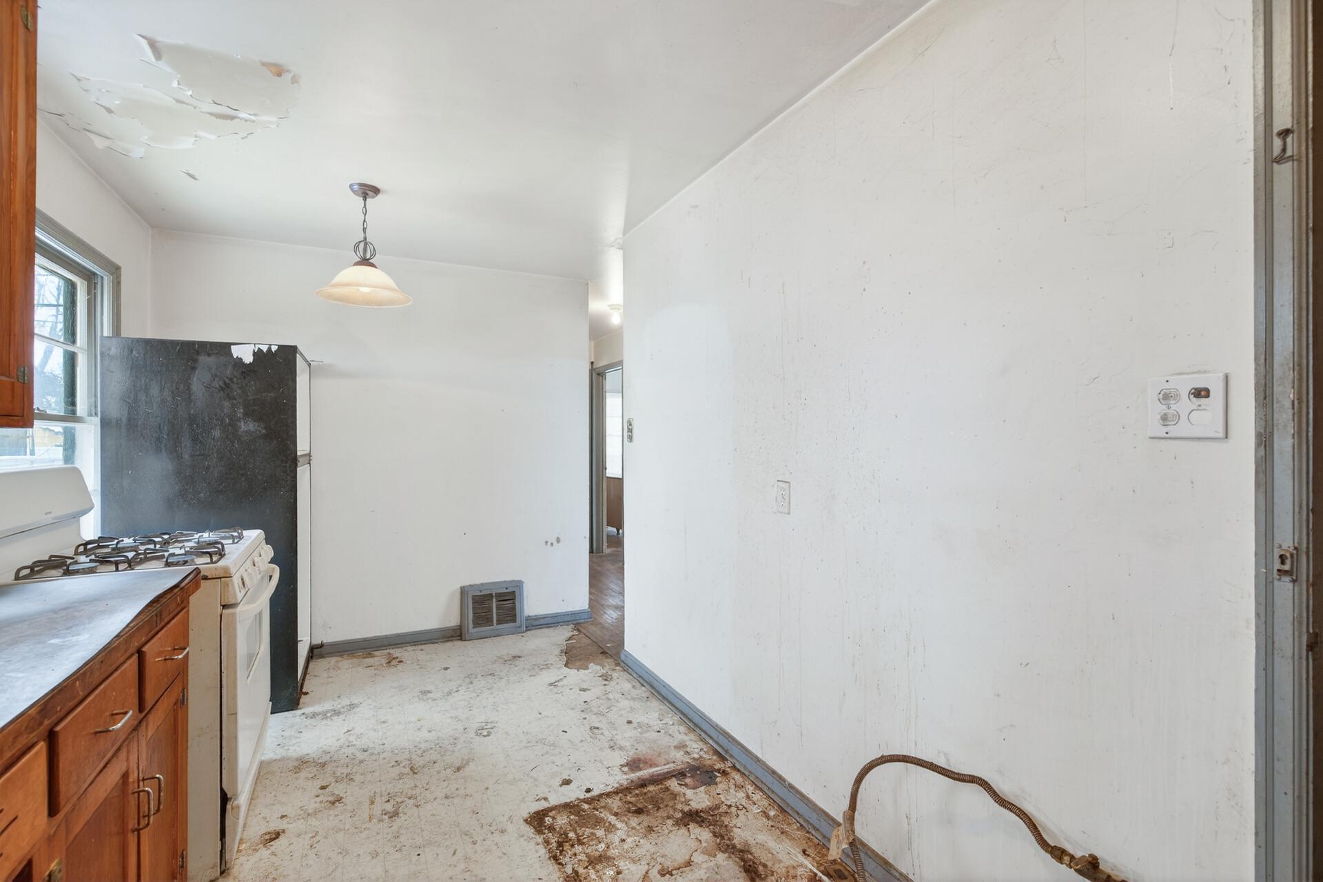 5027 Emerson Avenue N