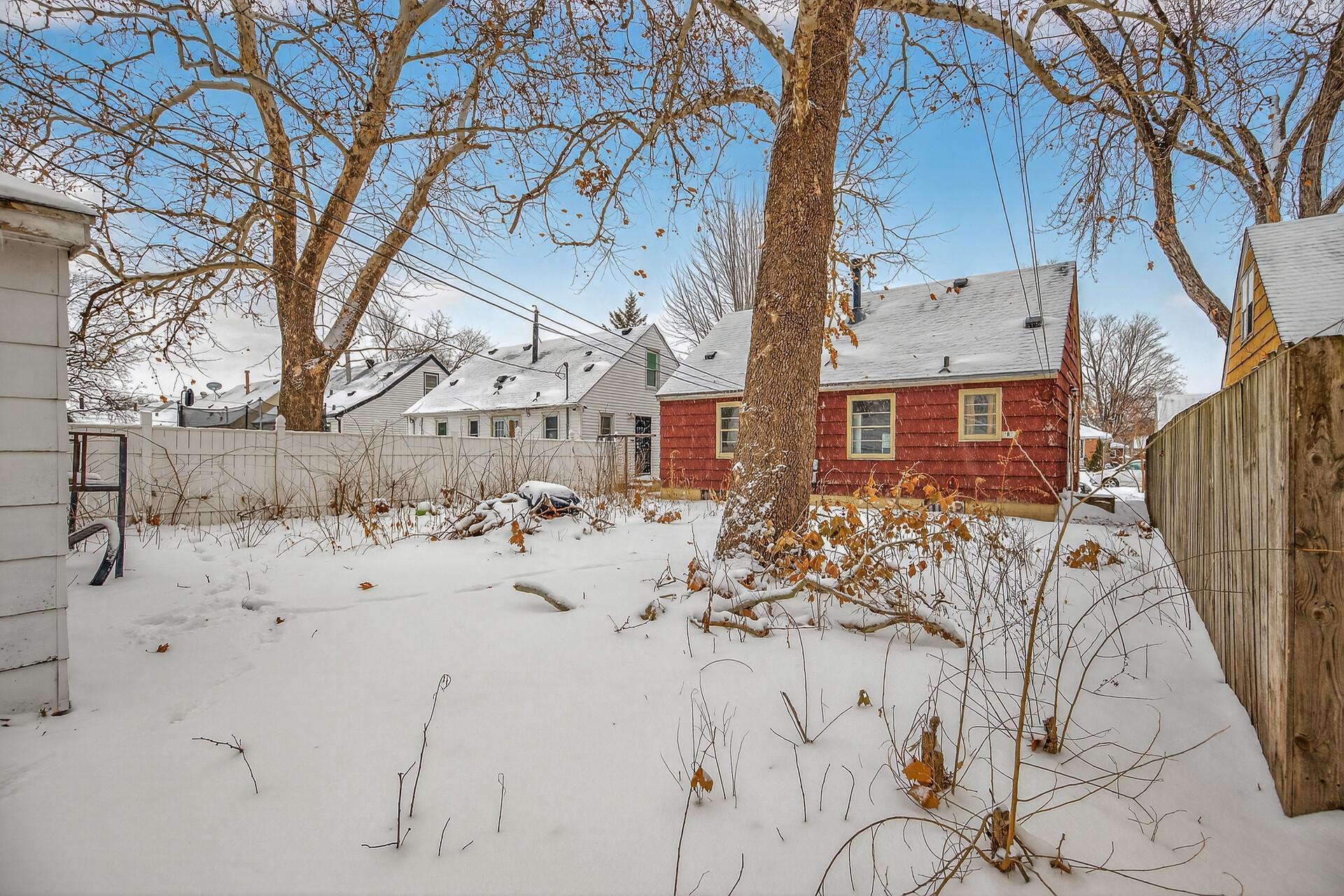 5027 Emerson Avenue N