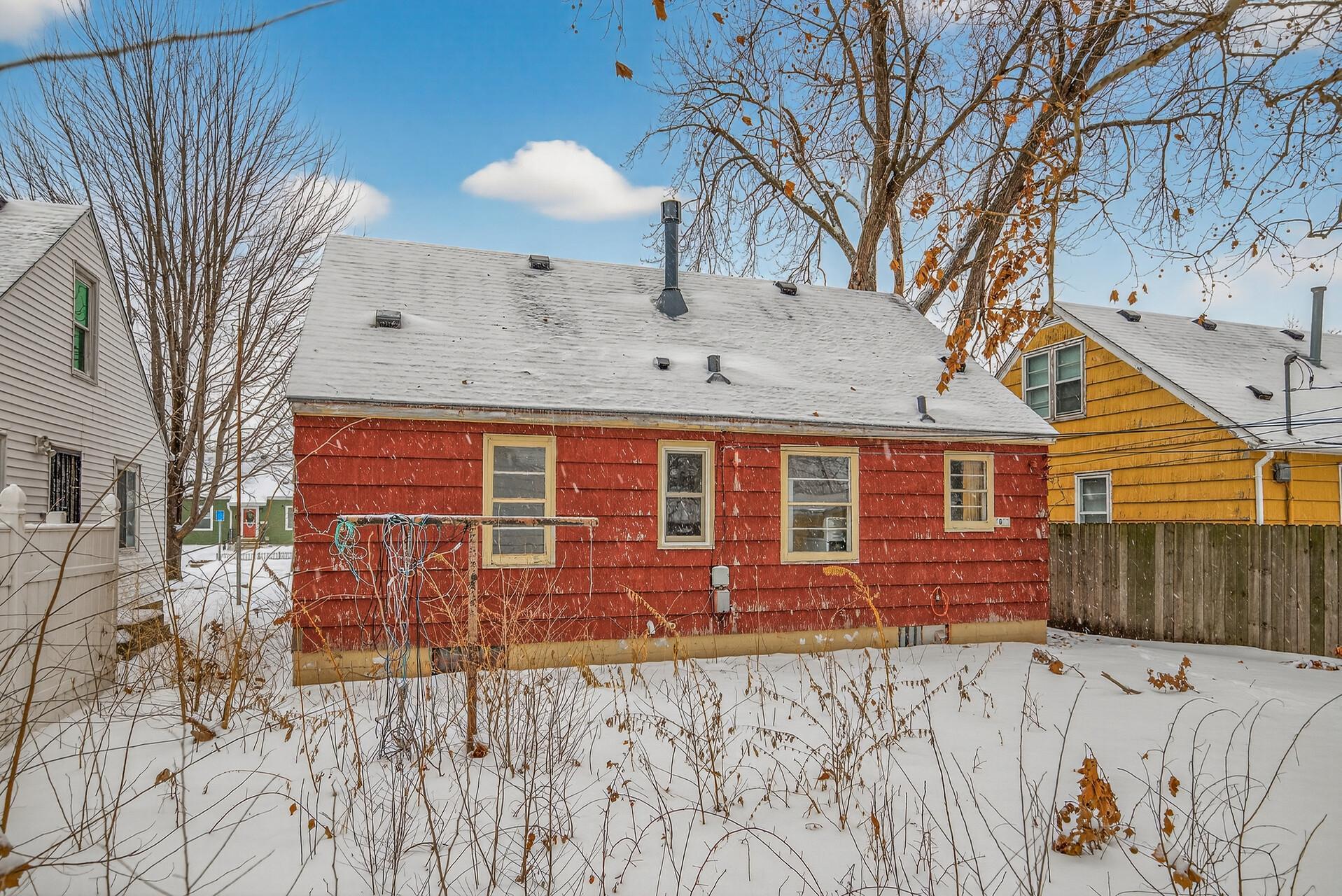 5027 Emerson Avenue N