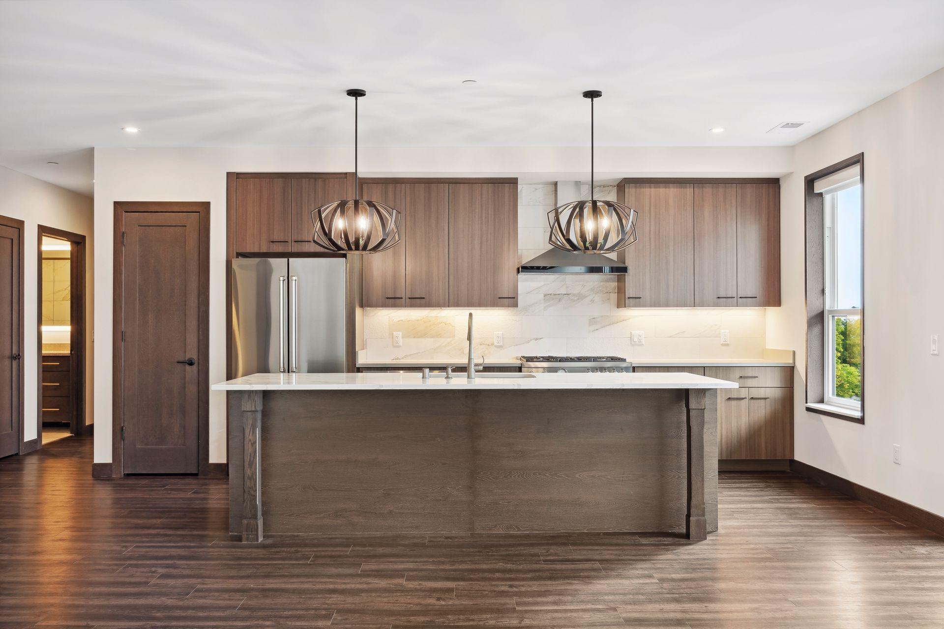 253 Lake Street E Unit: 309